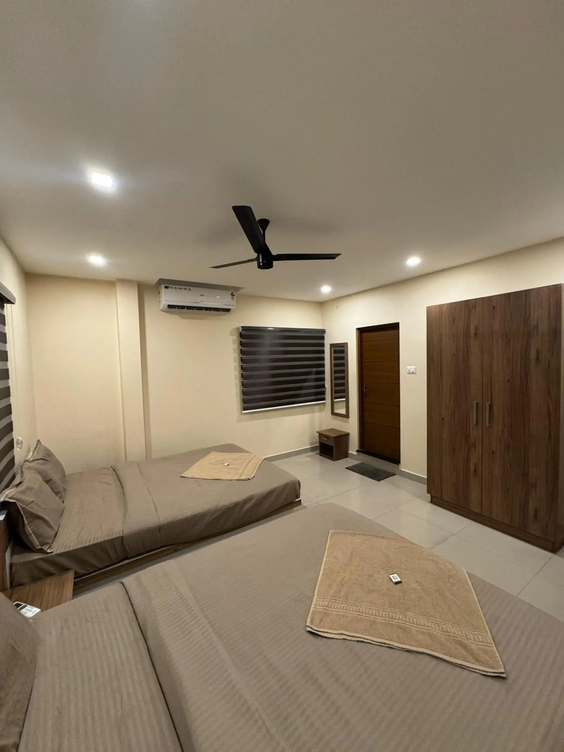 Two-Bedroom Apartment in Heres Haut Residency Two-Bedroom Apartment in Heres Haut Residency