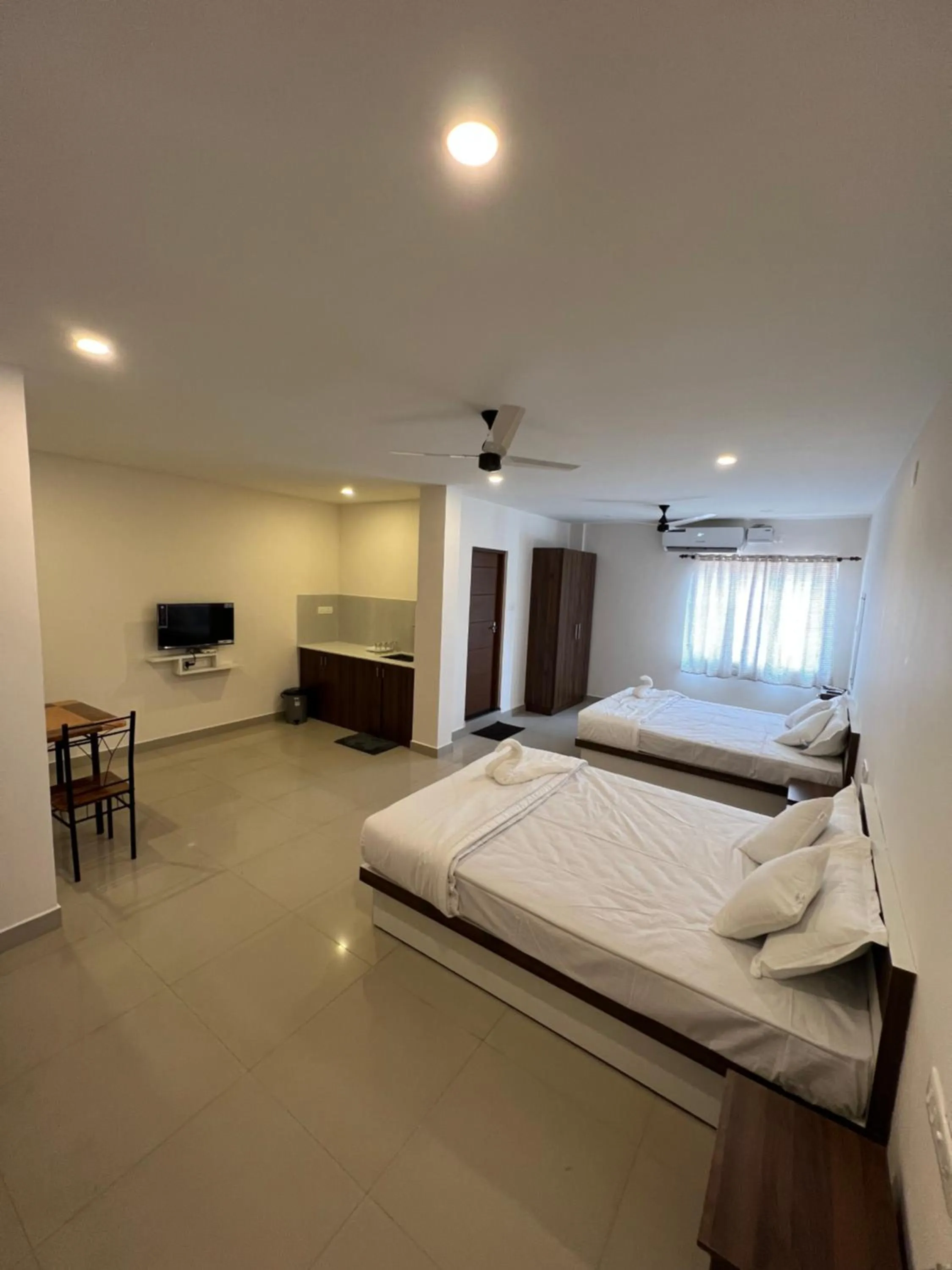 Bed in Heres Haut Residency