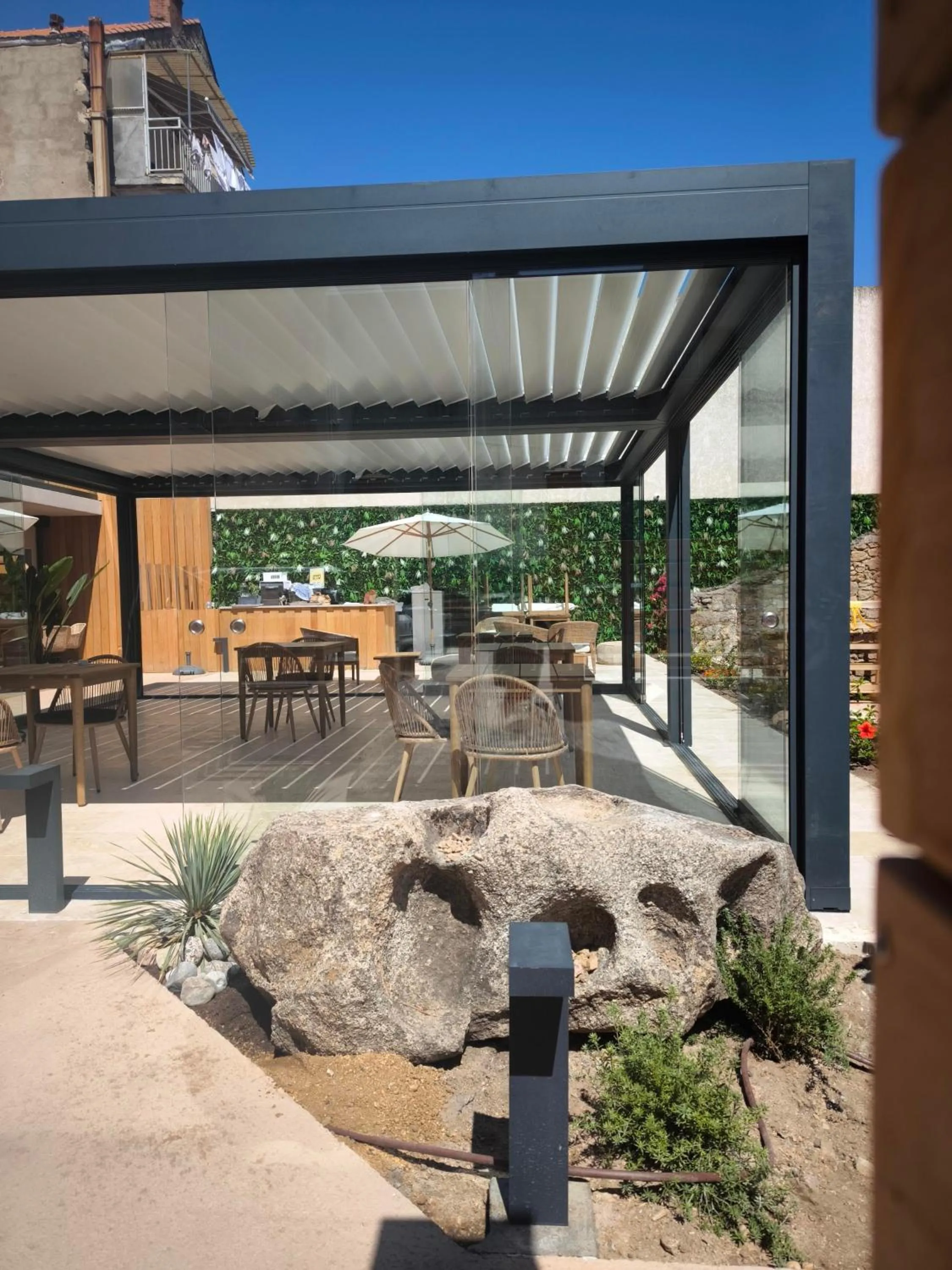 Patio in Hôtel A Stretta