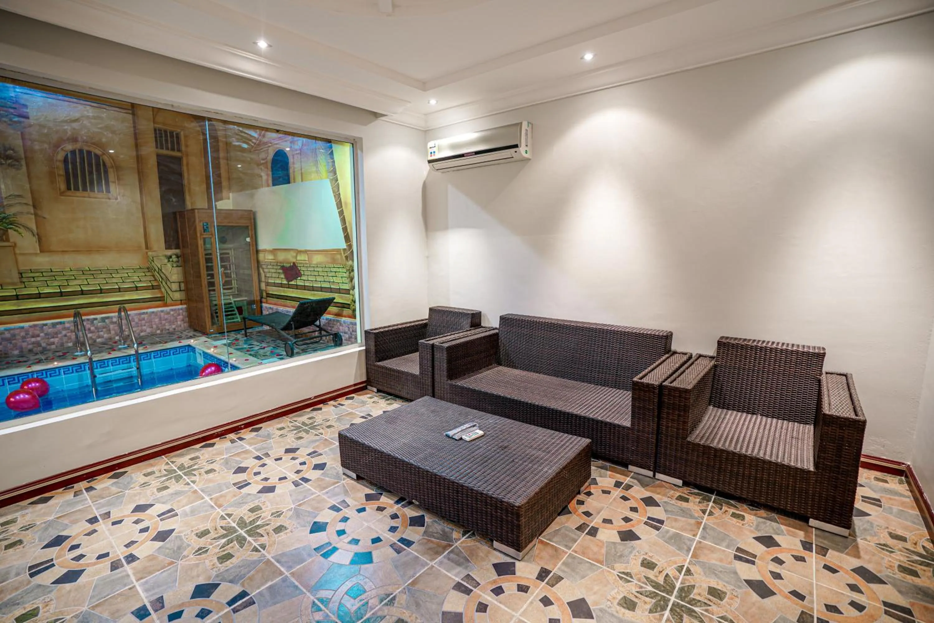 Seating area in Meral Oasis Resort Taif