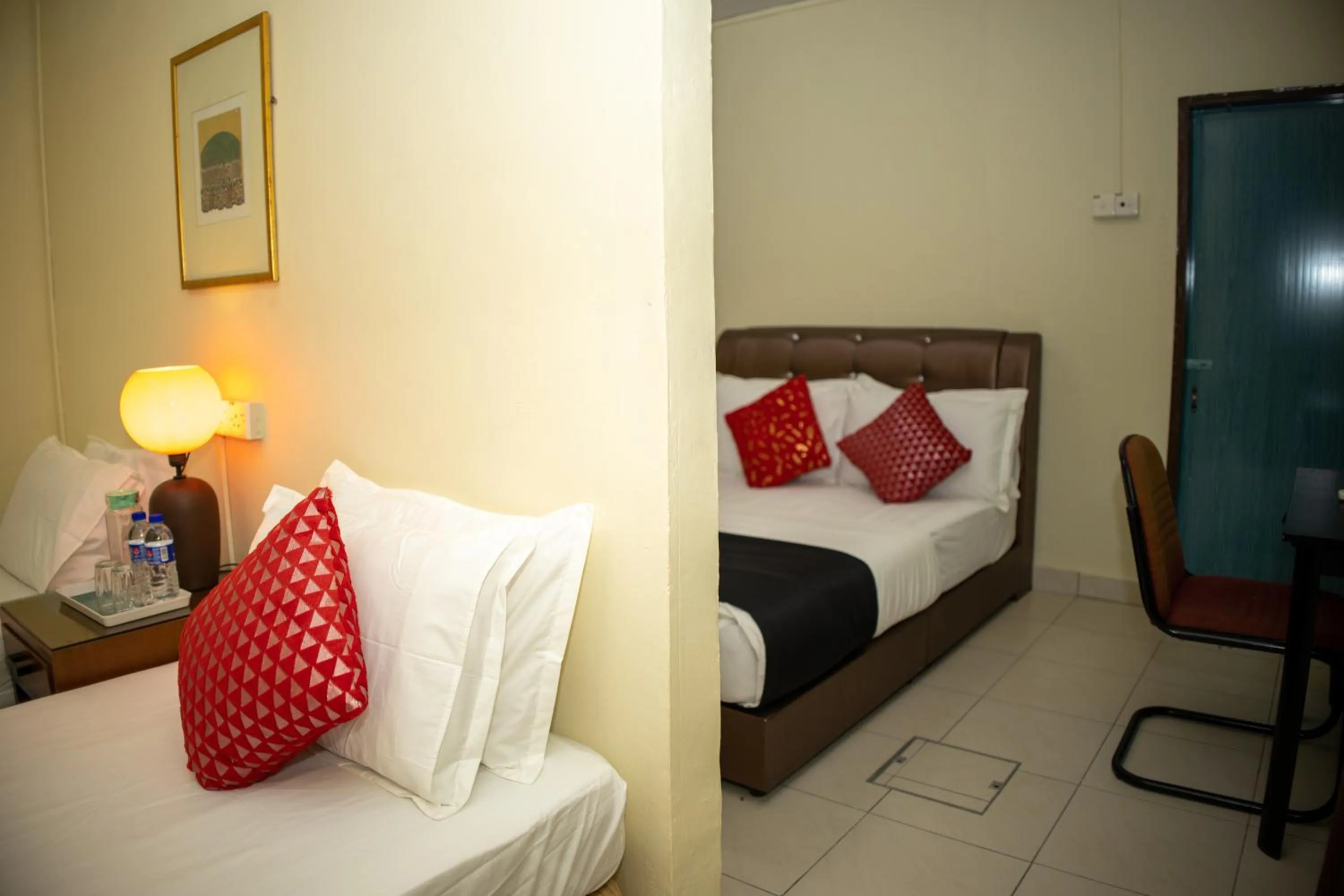 Bed in Sweet Inn Guest House