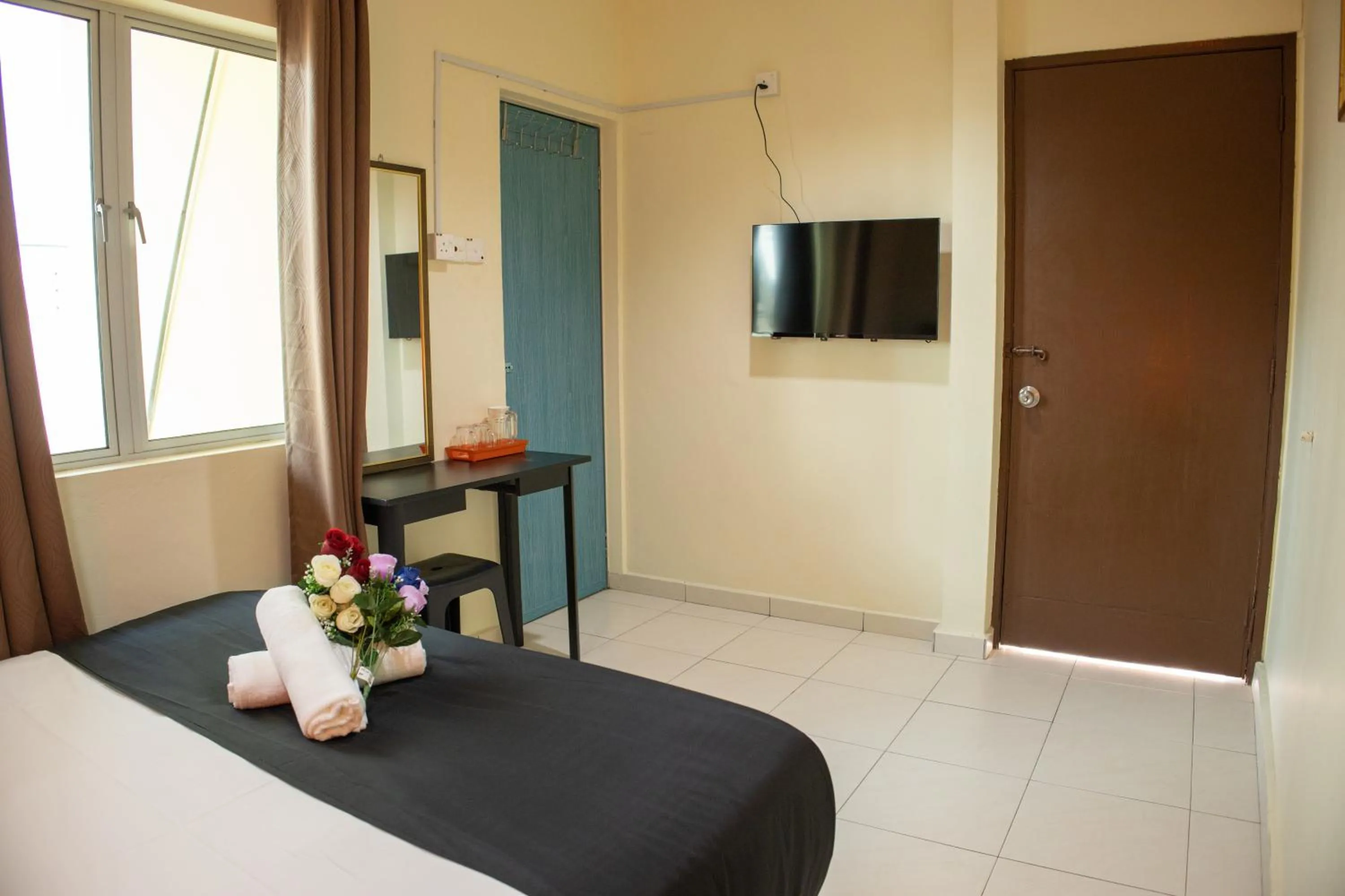 TV and multimedia, Bed in Sweet Inn Guest House