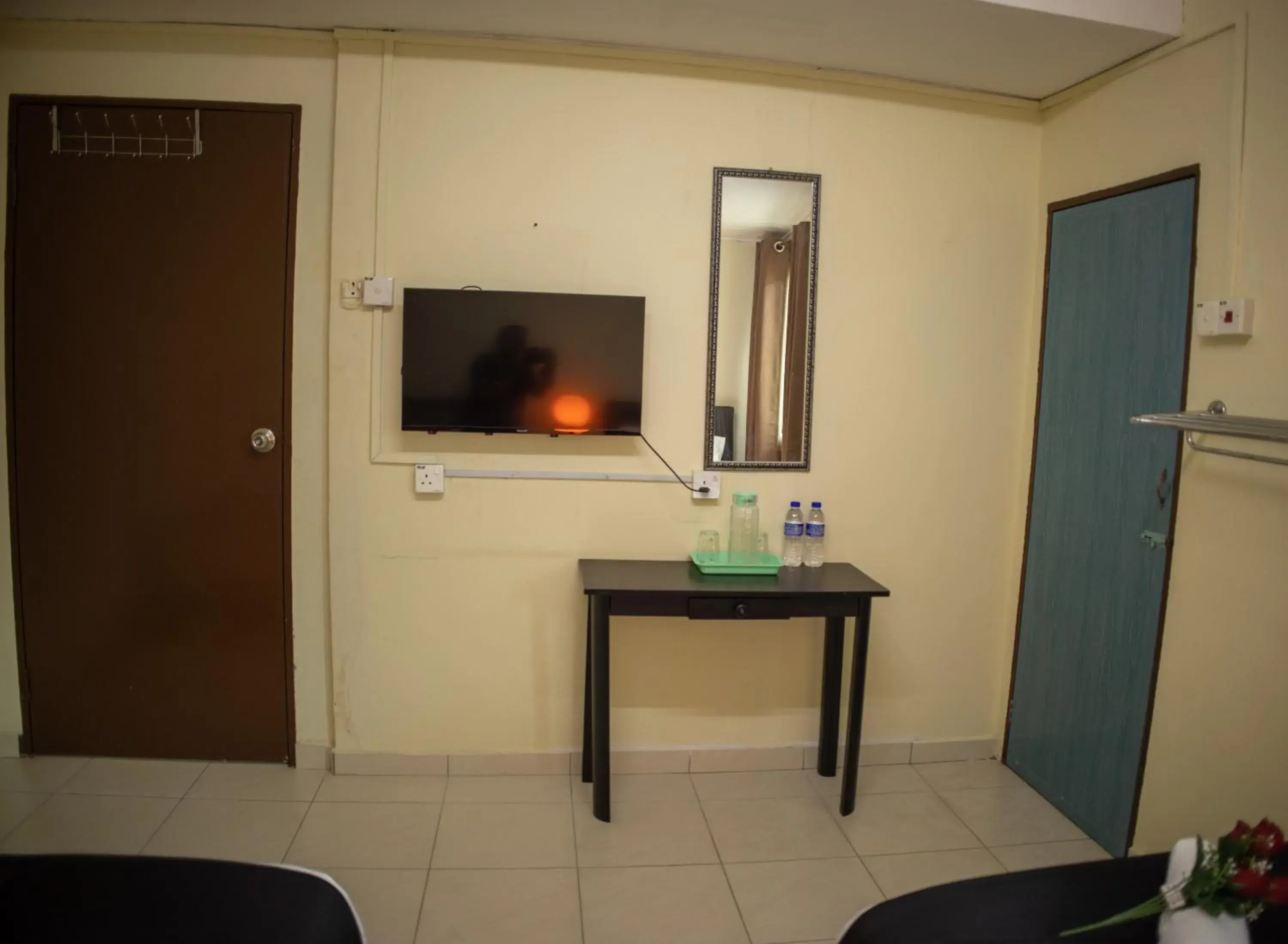 TV and multimedia in Sweet Inn Guest House TV and multimedia in Sweet Inn Guest House