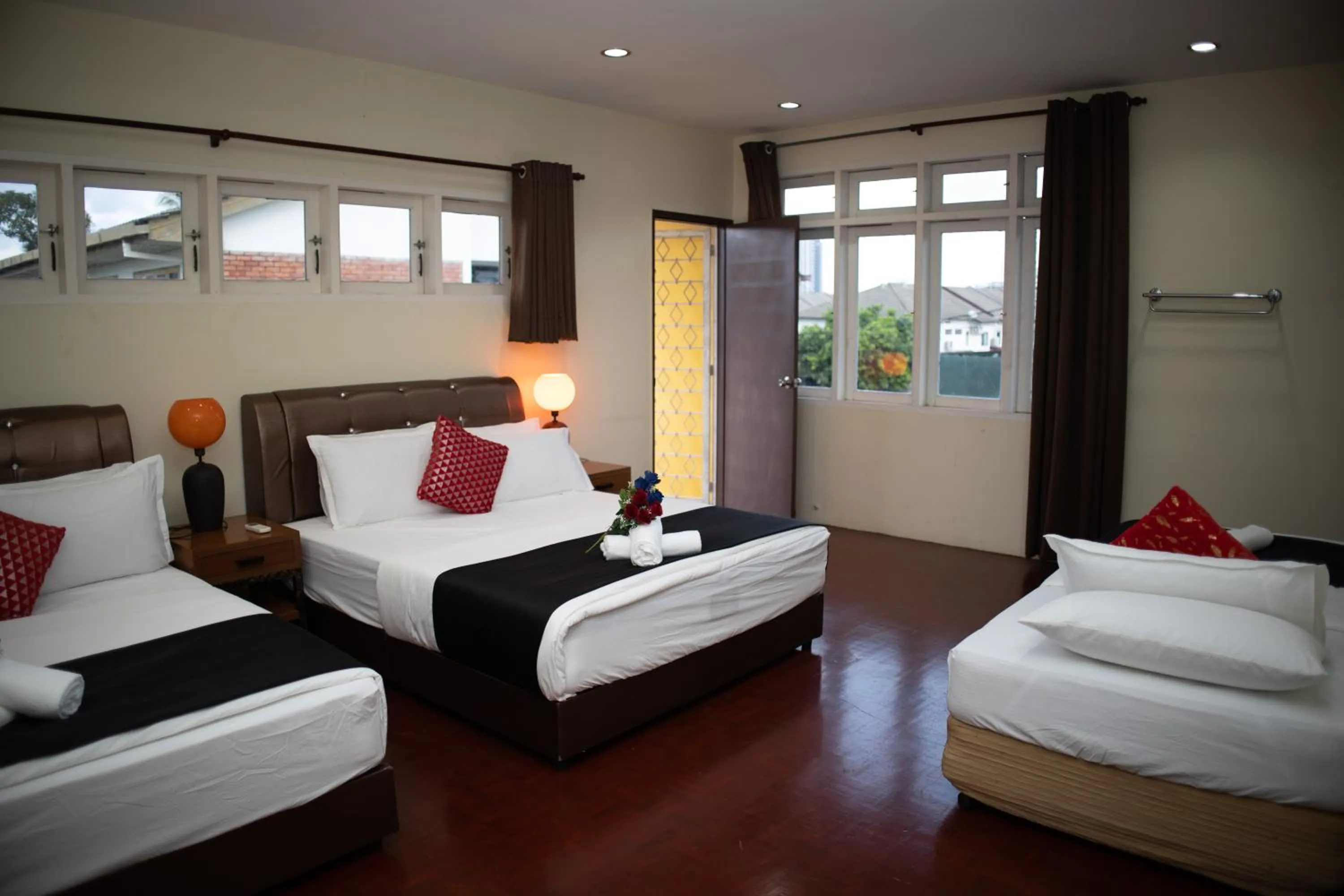 Bed in Sweet Inn Guest House