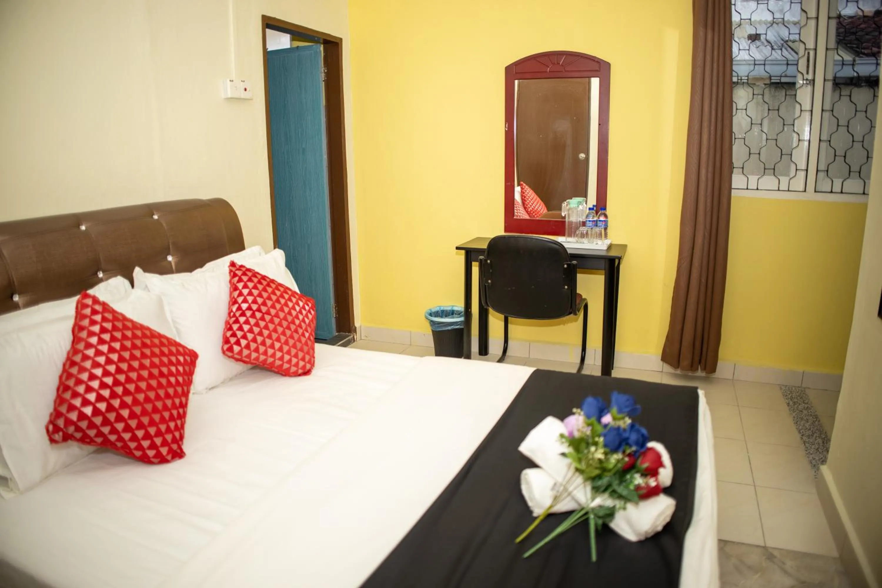 Bed in Sweet Inn Guest House