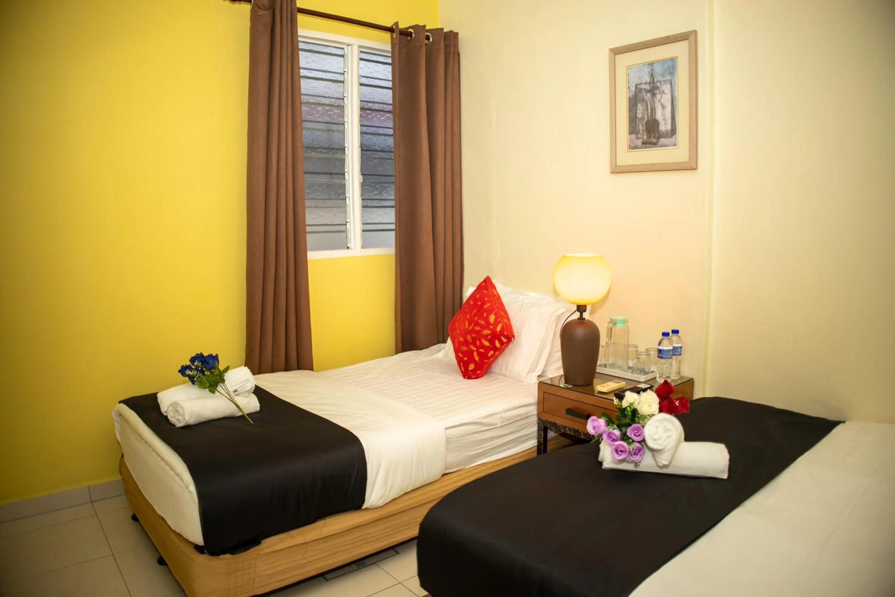 Bed in Sweet Inn Guest House