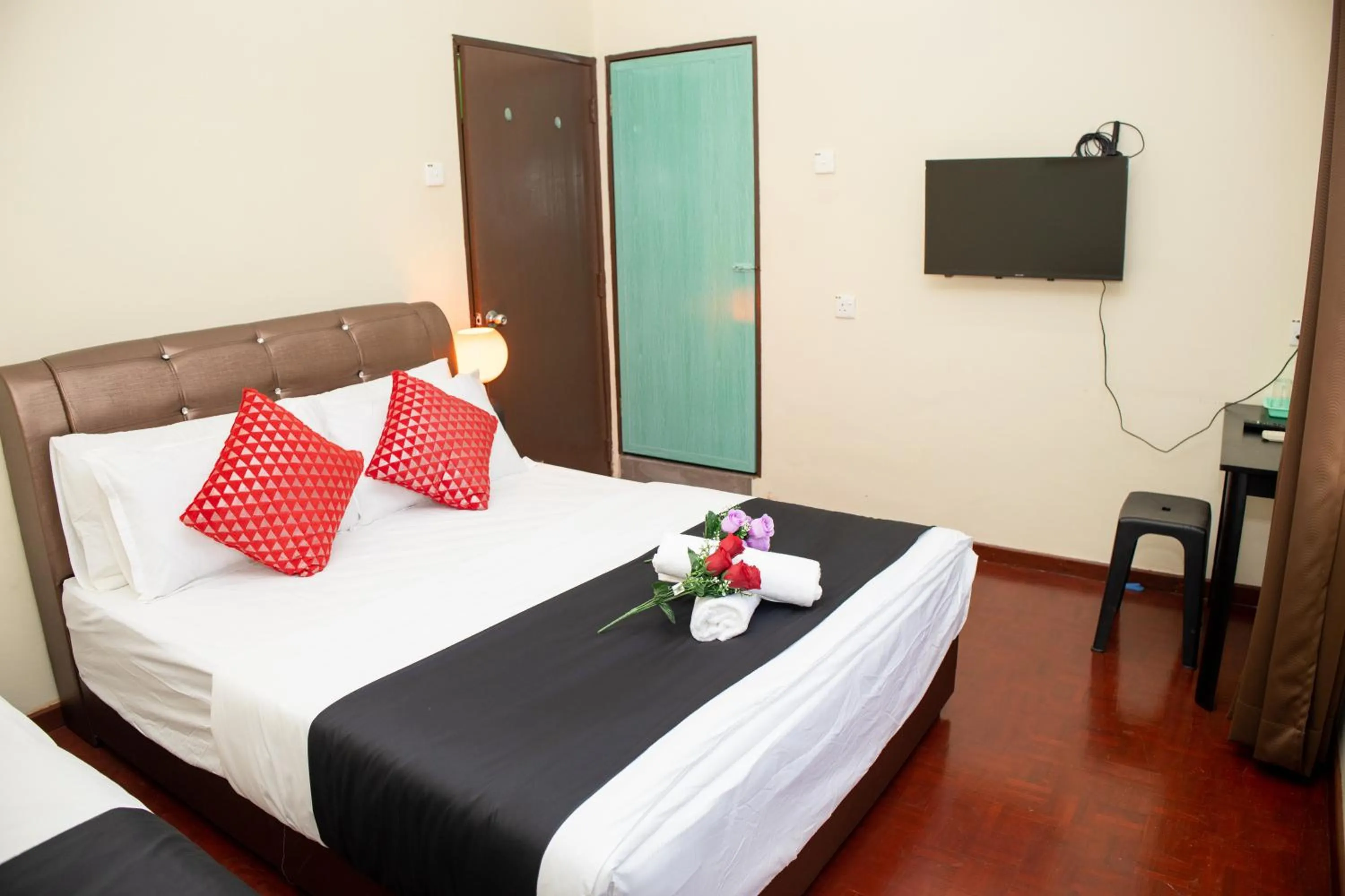 Bed in Sweet Inn Guest House