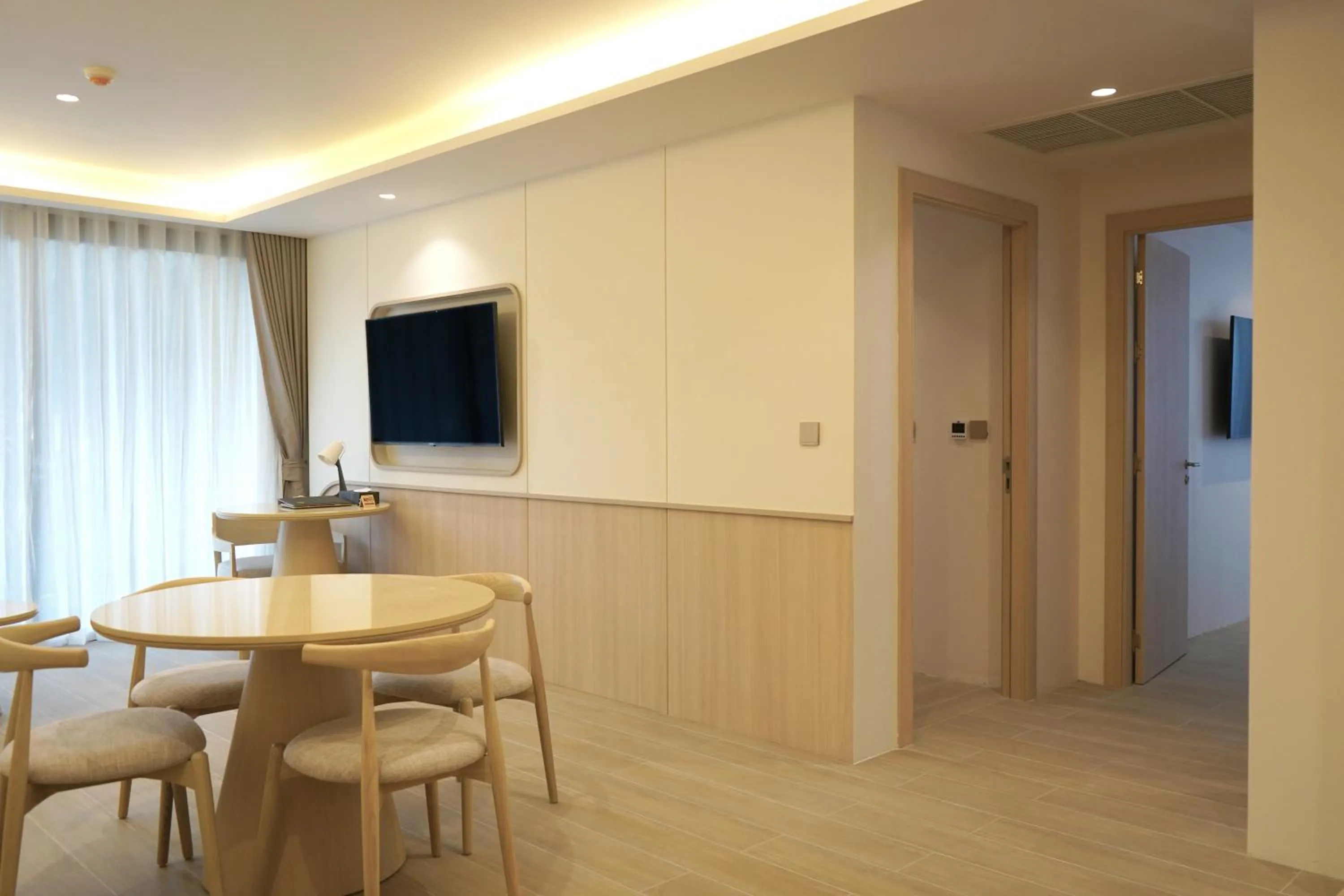 TV and multimedia in Wyndham Garden Naithon Phuket