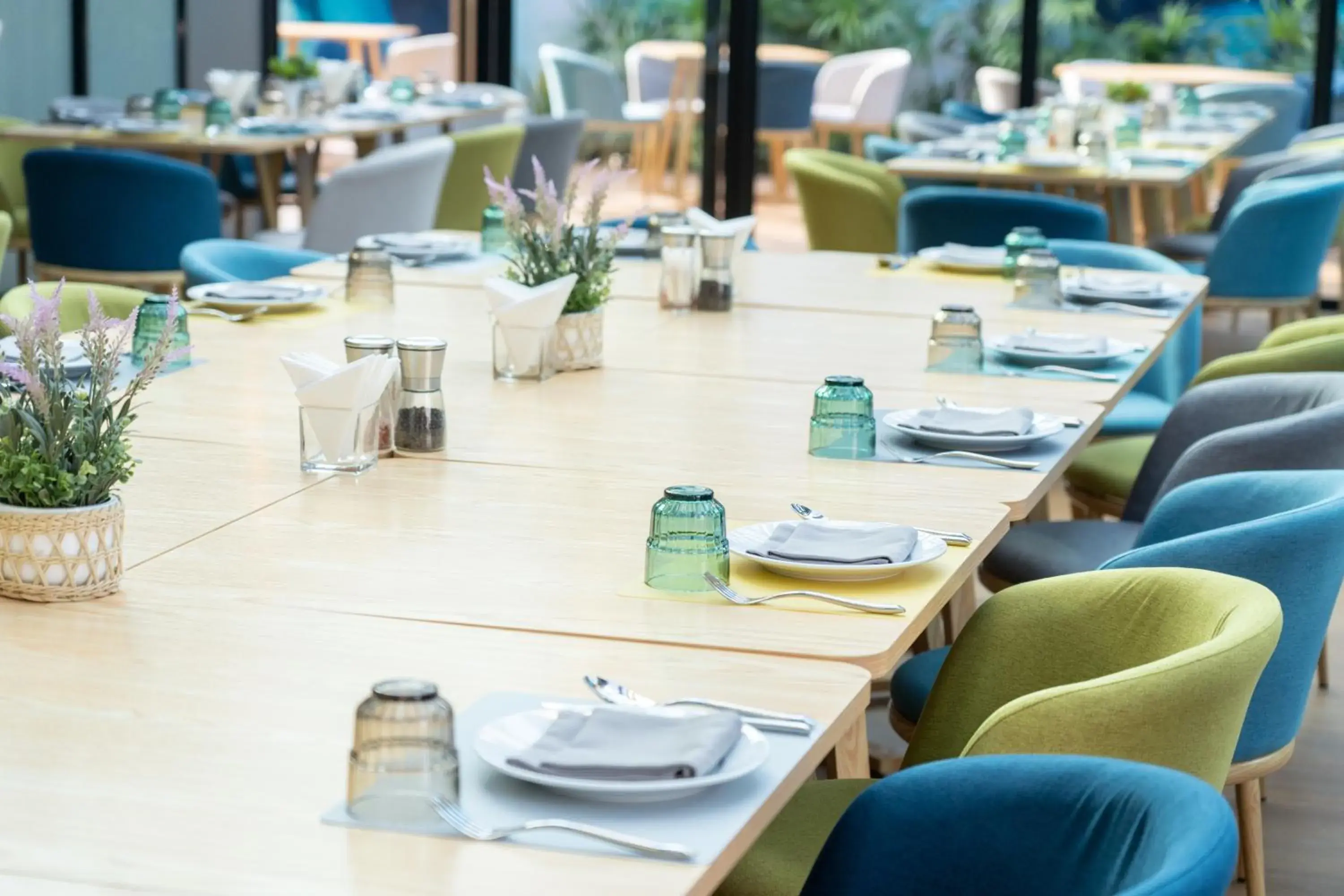 Restaurant/places to eat in Wyndham Garden Naithon Phuket Restaurant/places to eat in Wyndham Garden Naithon Phuket