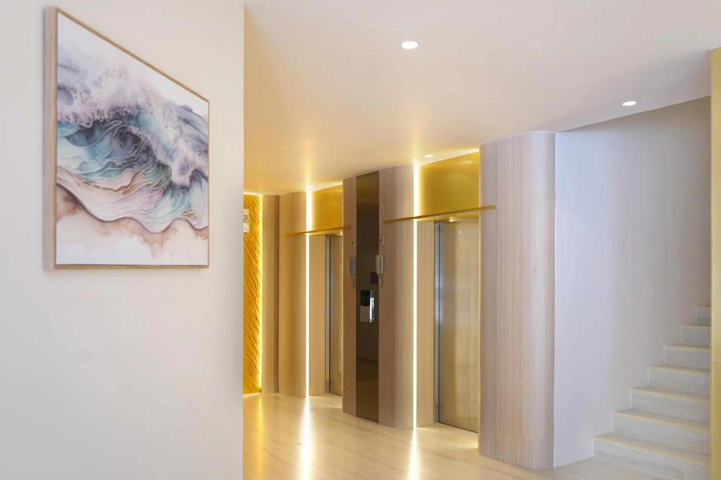 elevator in Wyndham Garden Naithon Phuket