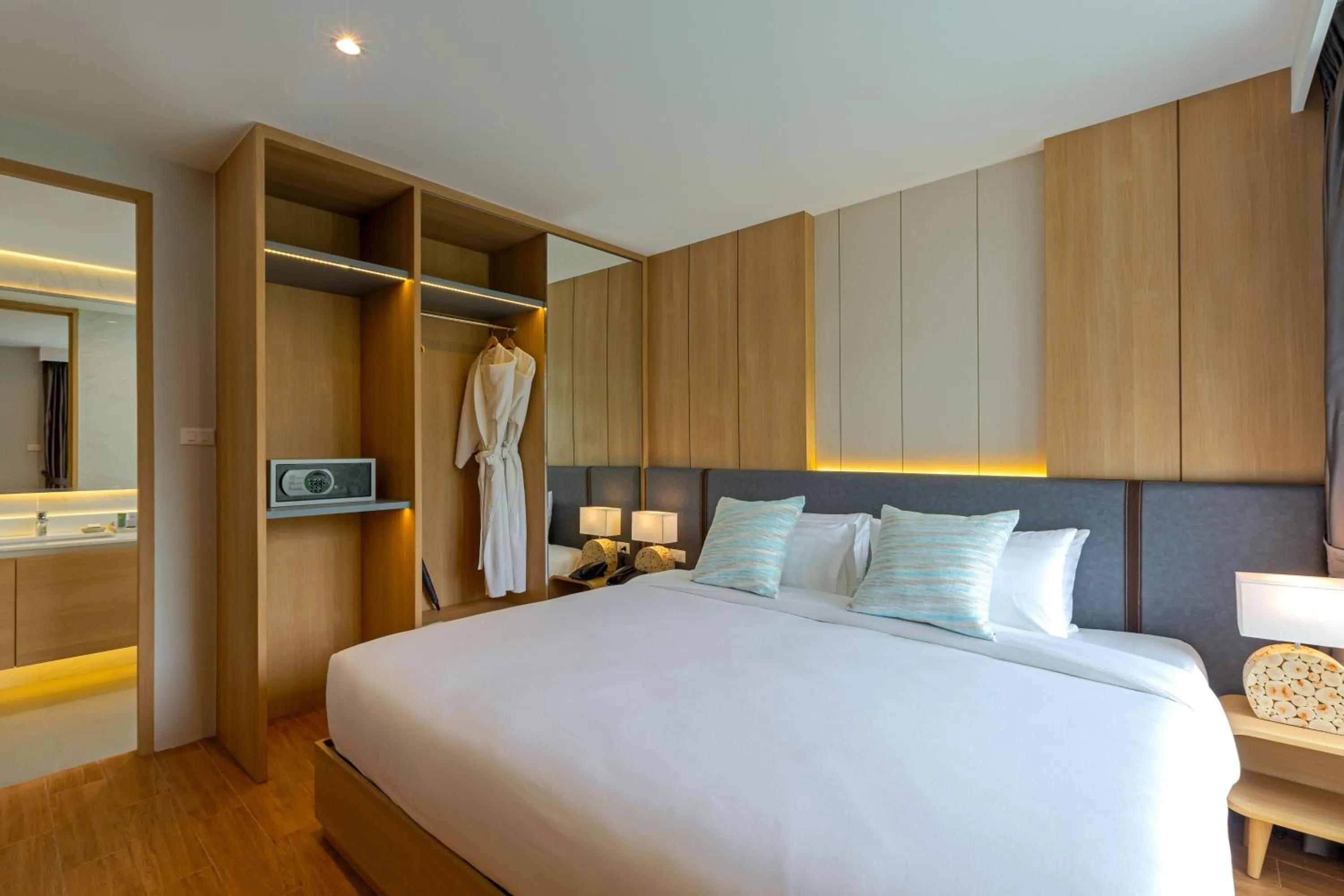 Bedroom, Bed in Wyndham Garden Naithon Phuket