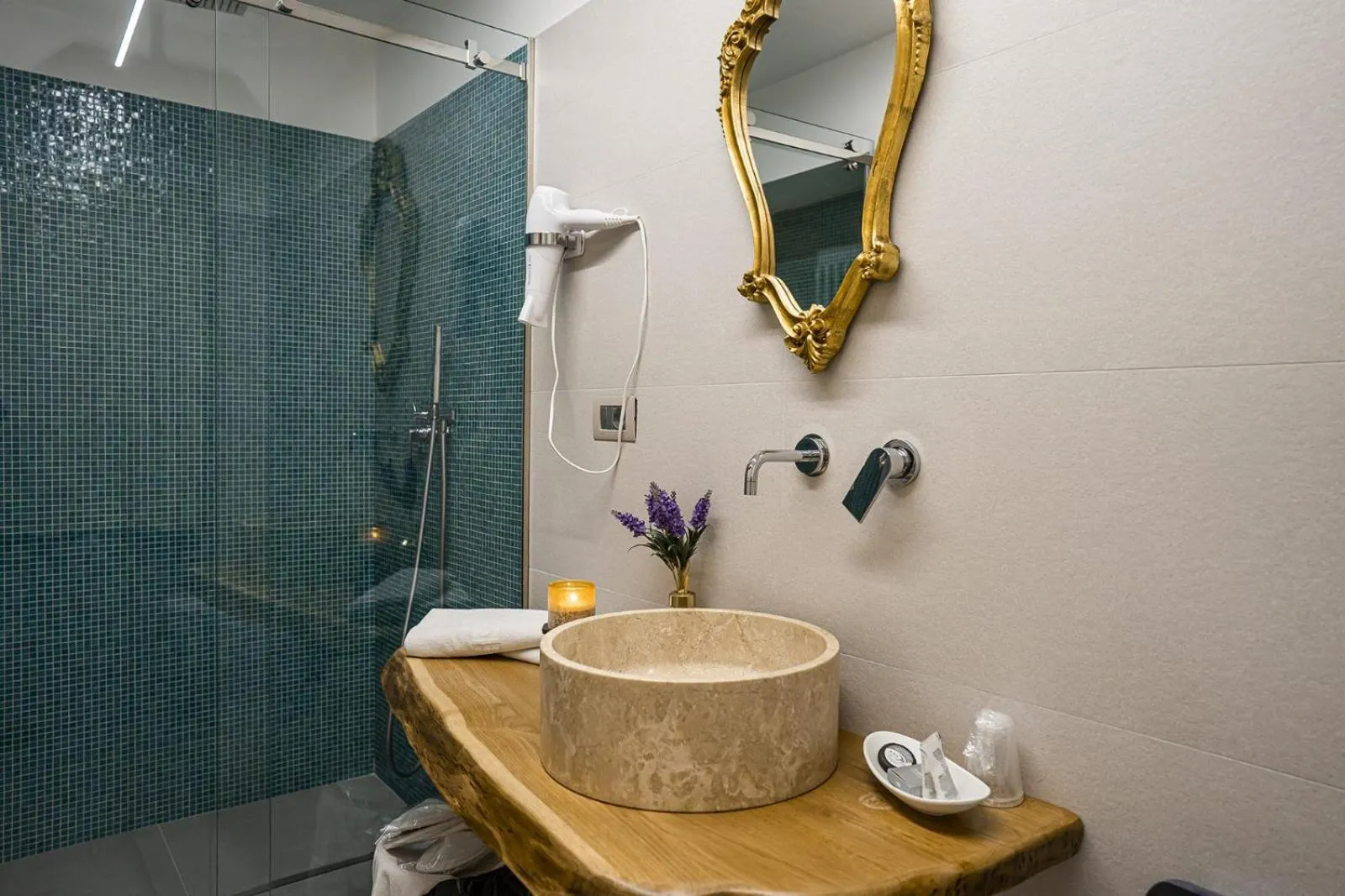 Bathroom in Hotel Tiro a Volo