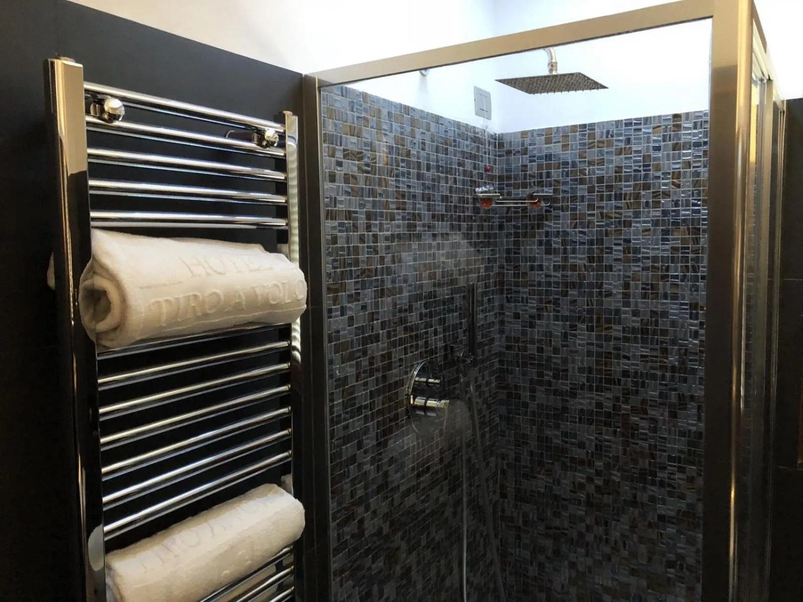 Bathroom in Hotel Tiro a Volo