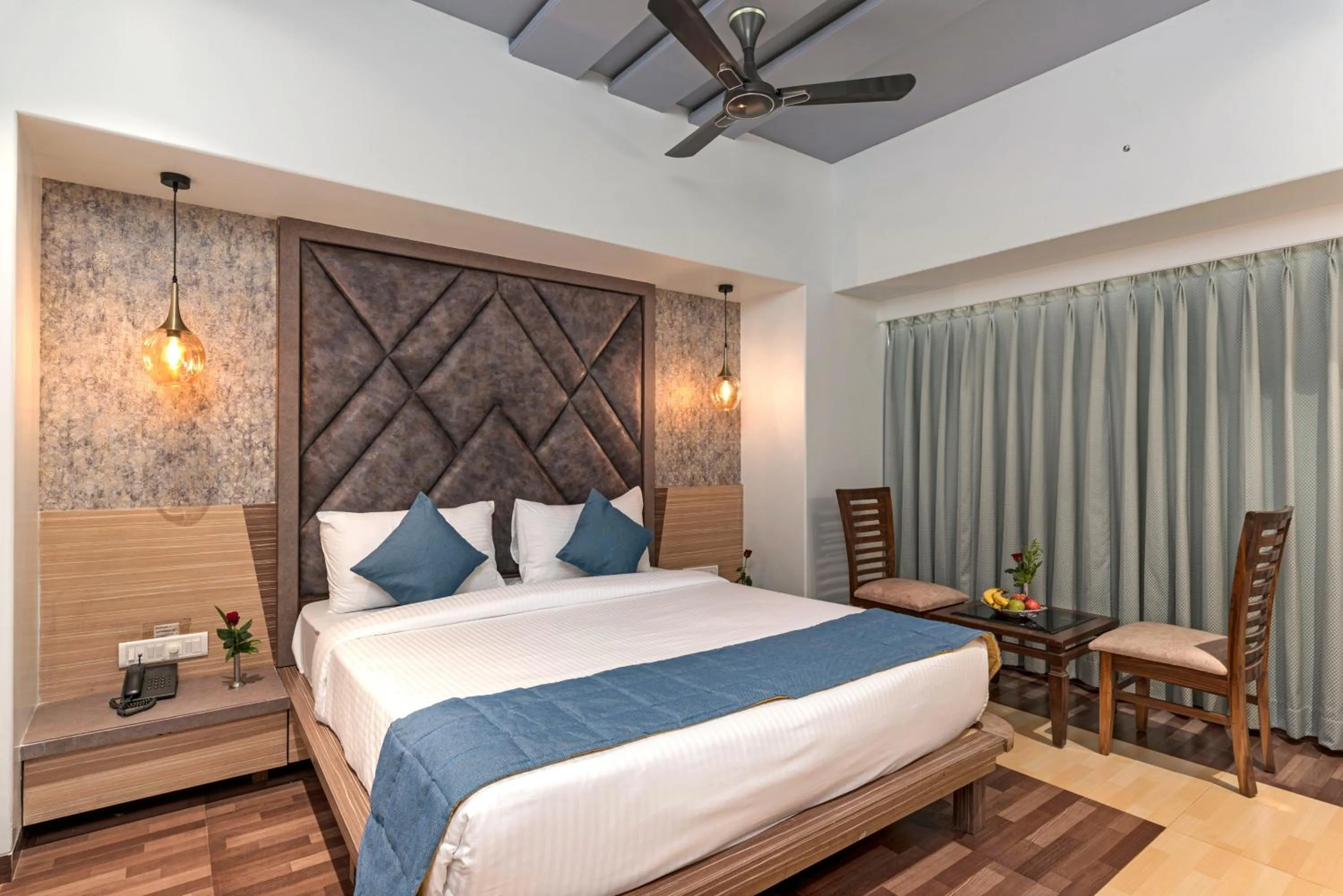 Bed in Emerald Retreat