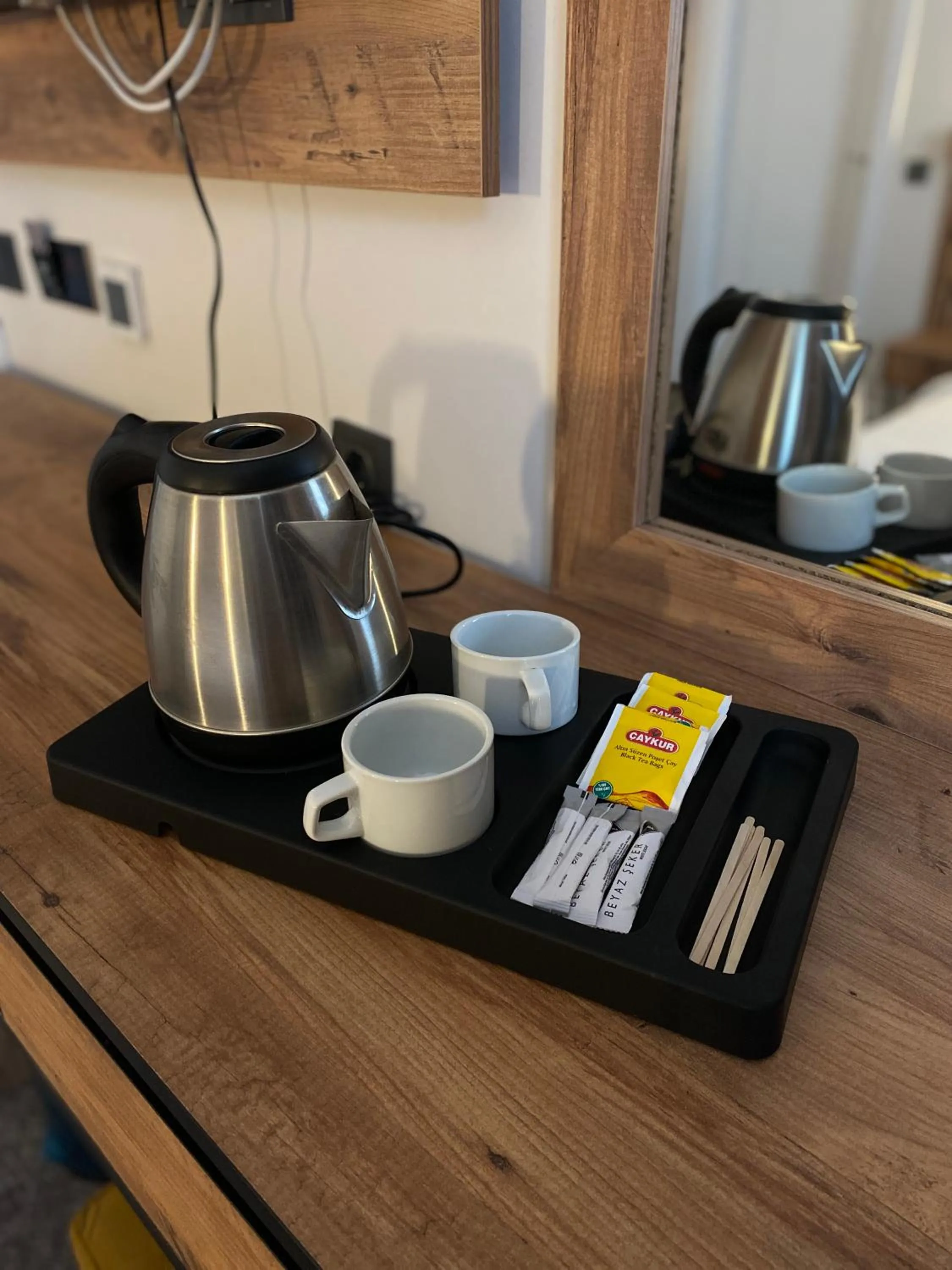 Coffee/tea facilities in Kaya Hotel SAW
