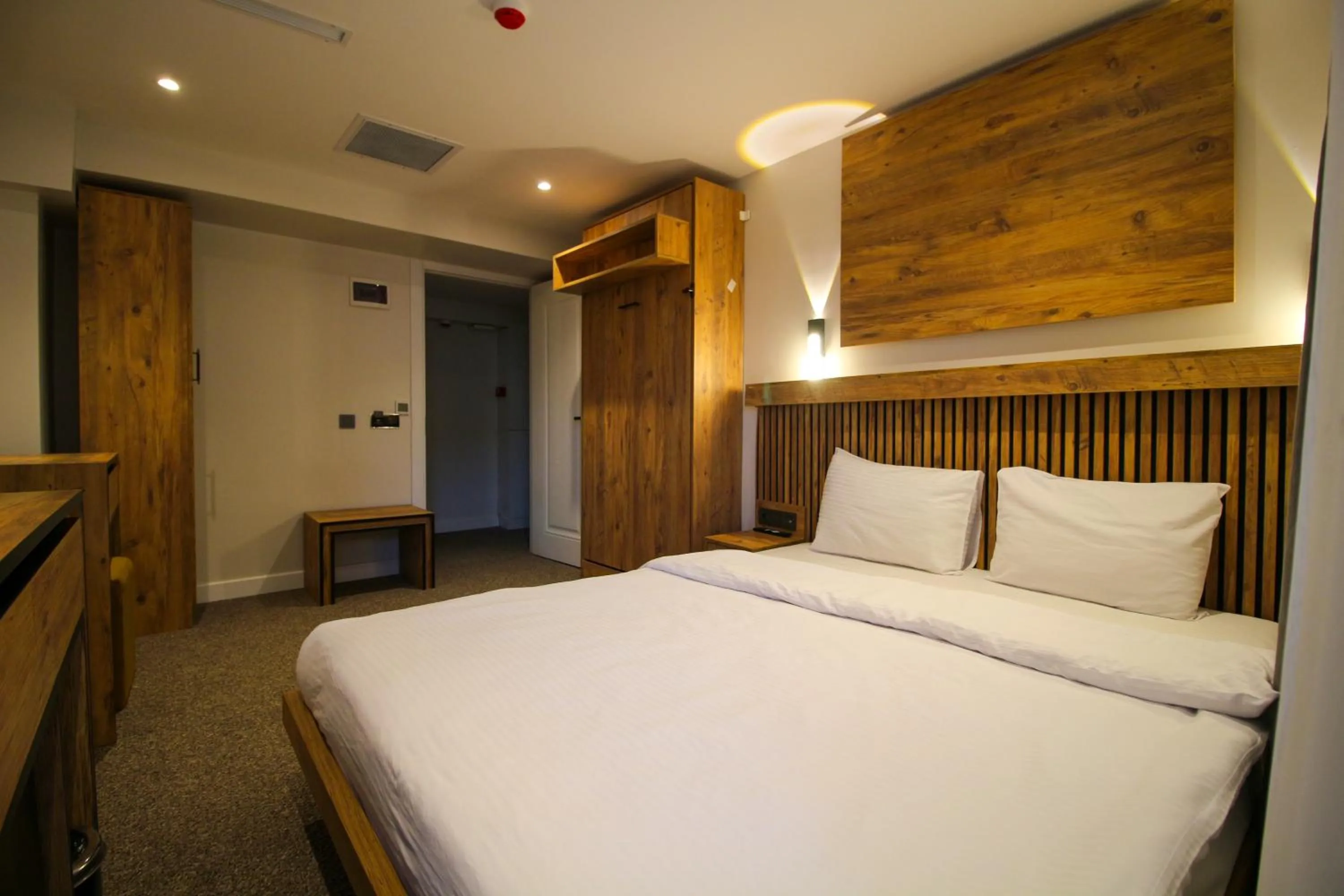 Bed in Kaya Hotel SAW