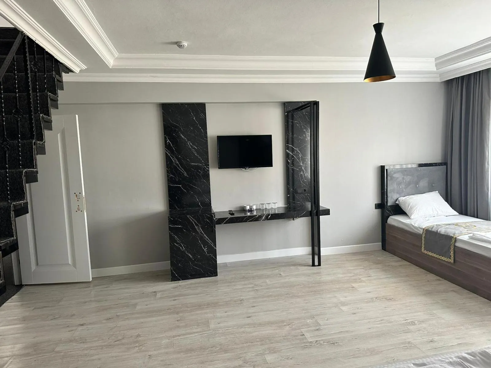 TV and multimedia, Bed in Cevvo Hotel