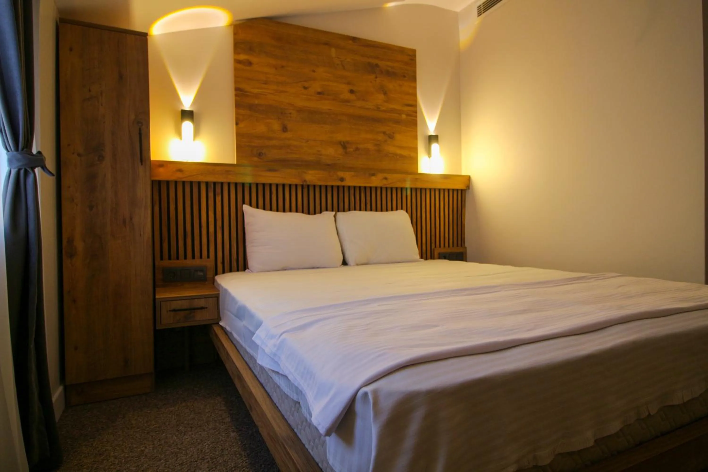 Bed in Kaya Hotel SAW