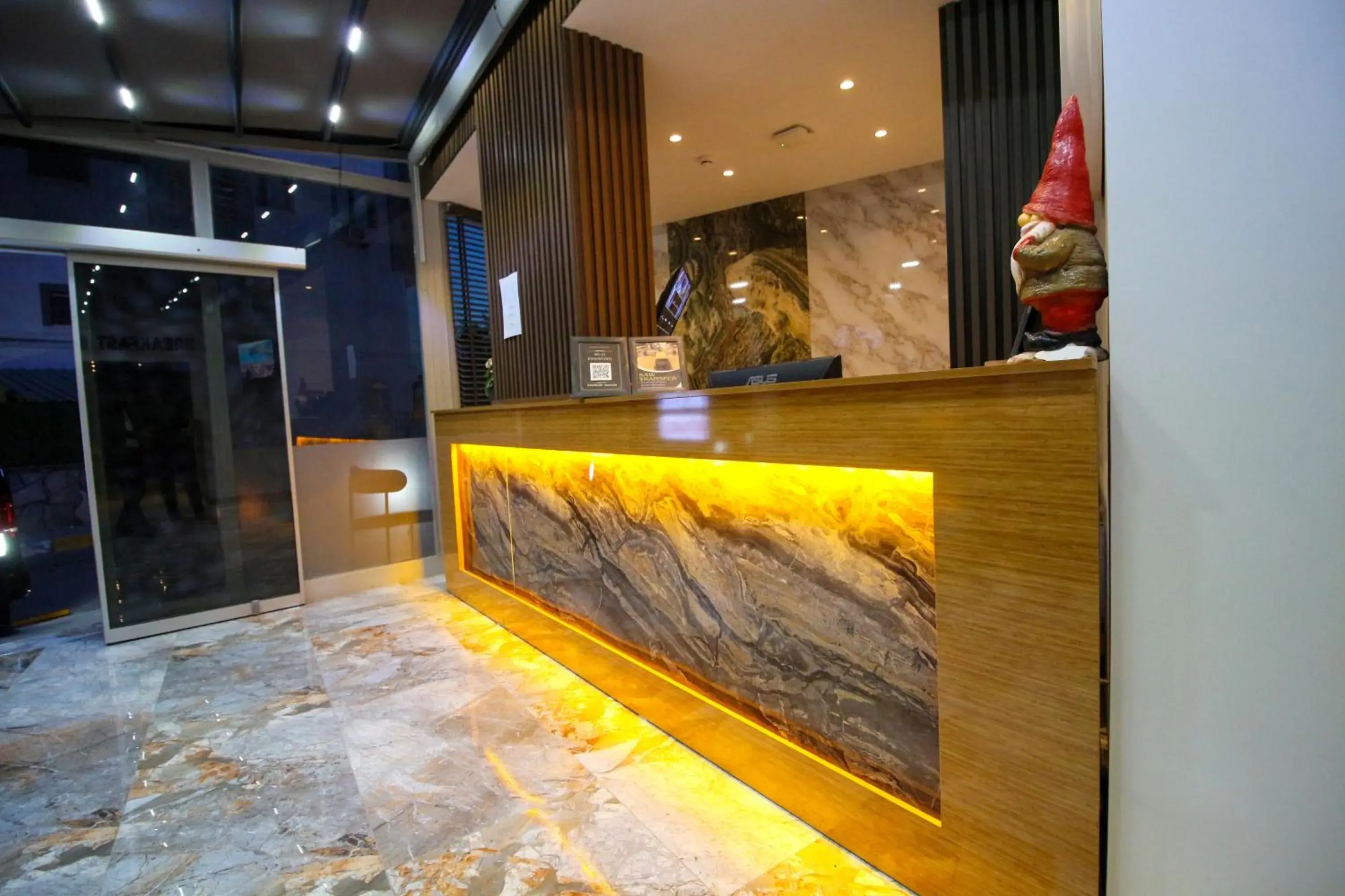 Lobby or reception in Kaya Hotel SAW Lobby or reception in Kaya Hotel SAW