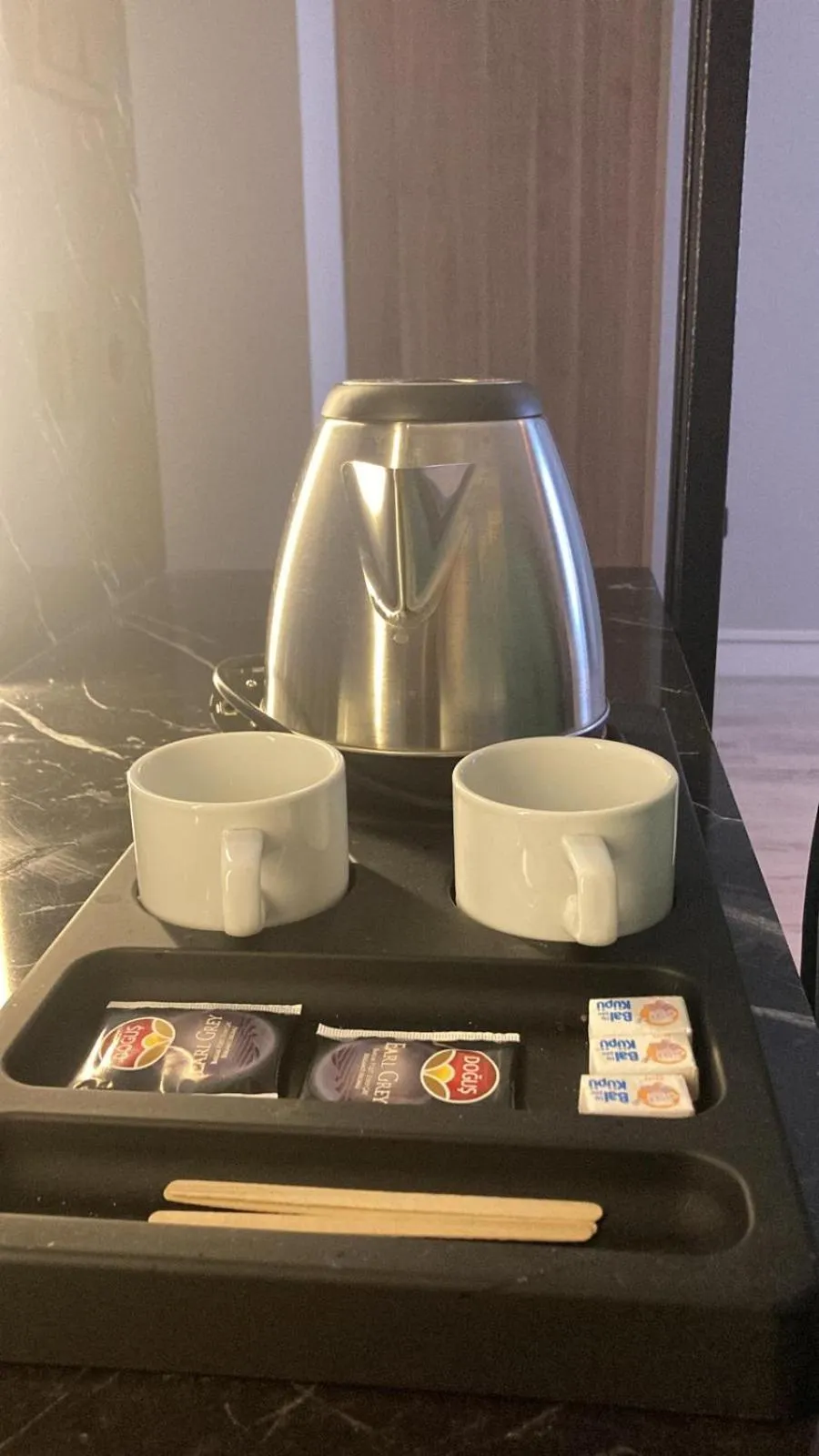 Coffee/tea facilities in Cevvo Hotel