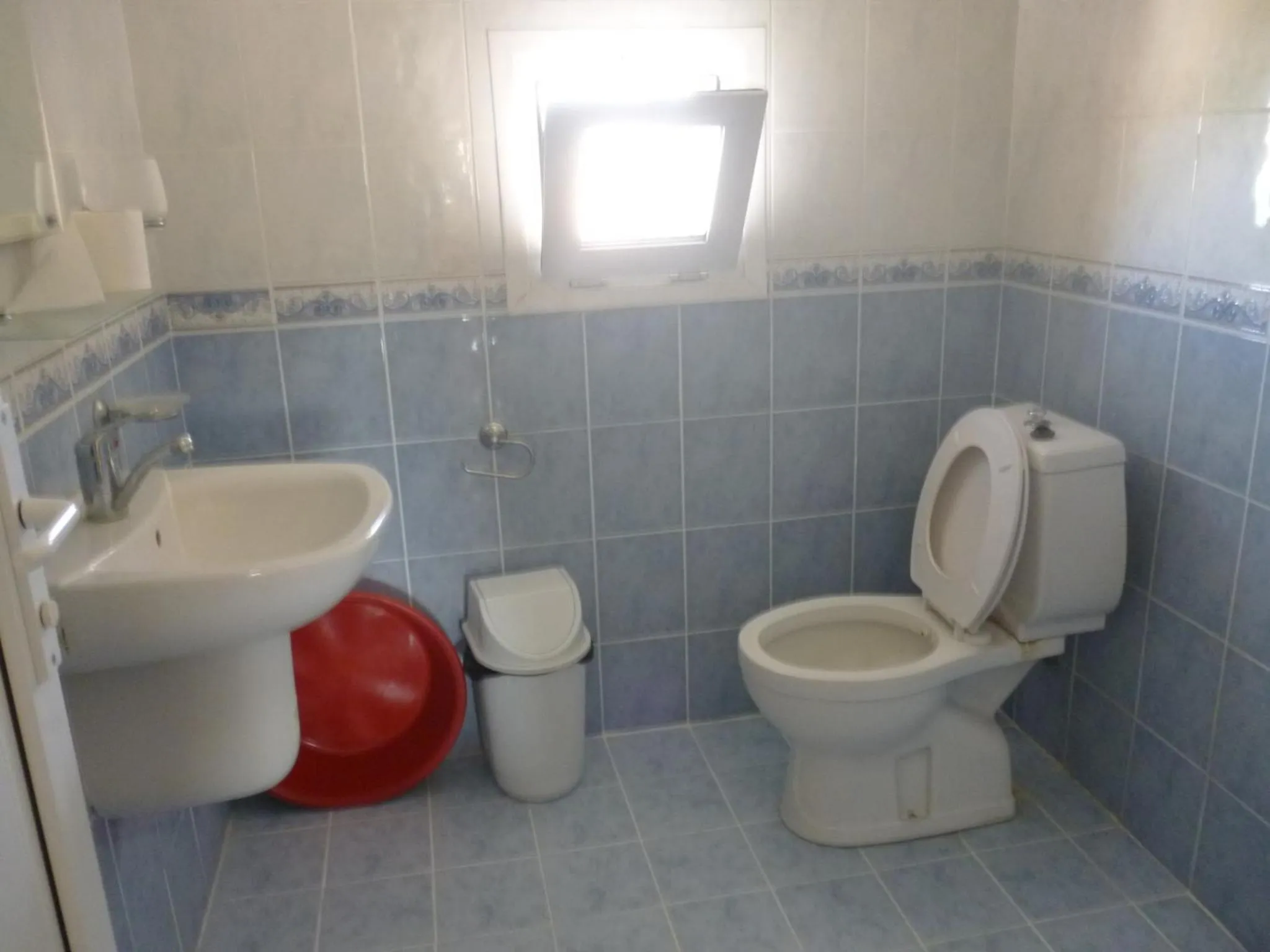 Bathroom in Cicek Hotel & Apartments