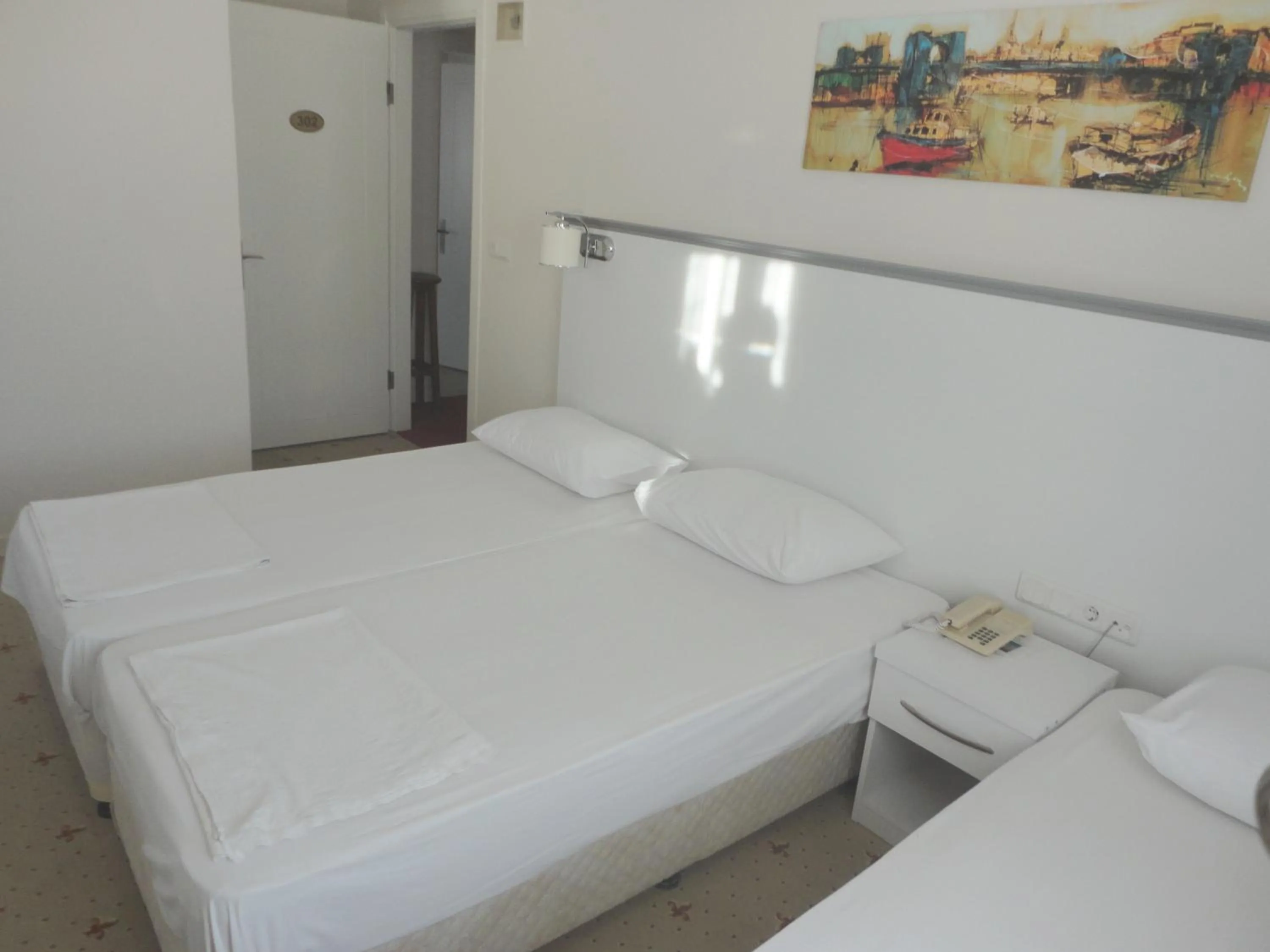 Photo of the whole room, Bed in Cicek Hotel & Apartments