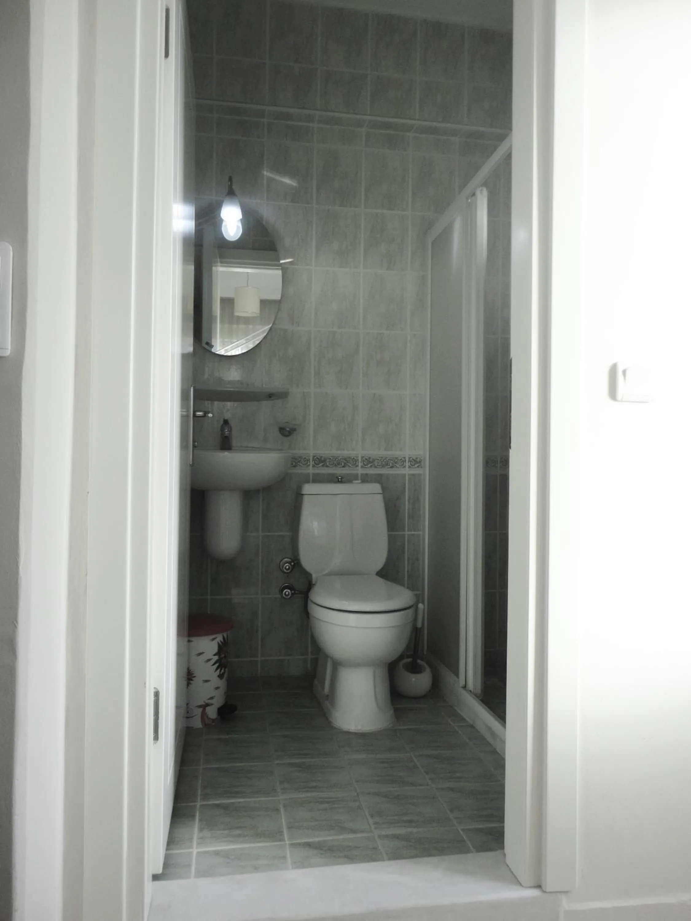 Bathroom in Cicek Hotel & Apartments