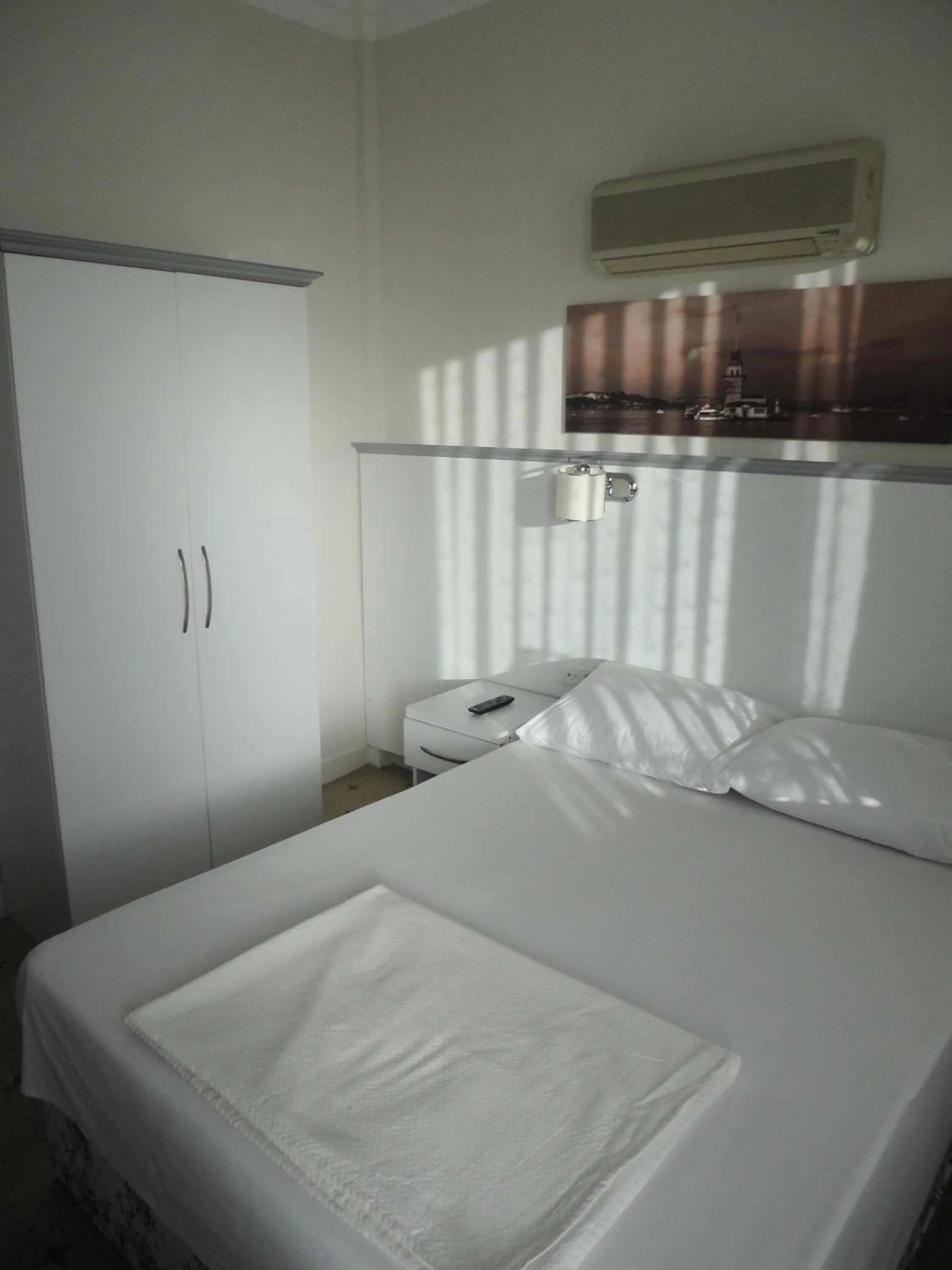 Photo of the whole room, Bed in Cicek Hotel & Apartments