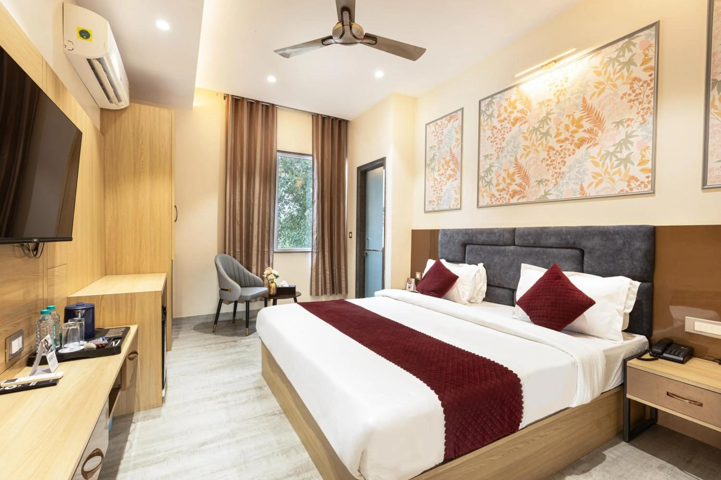 Bed in asar hotel Varanasi