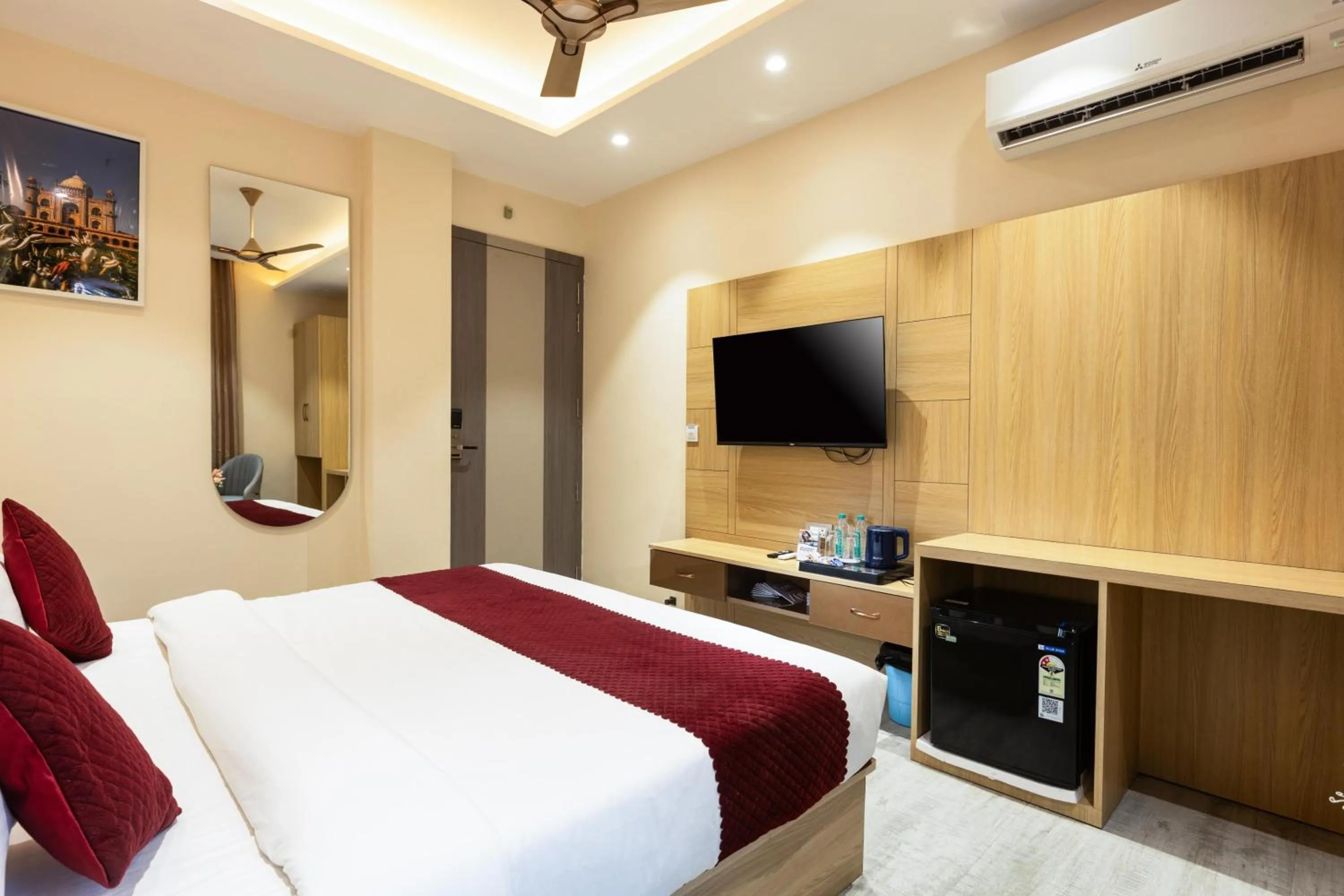 Bed in asar hotel Varanasi