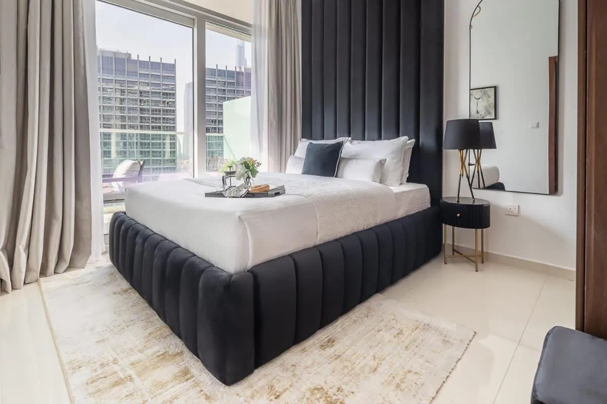 Bed in Frank Porter - Reva Residences
