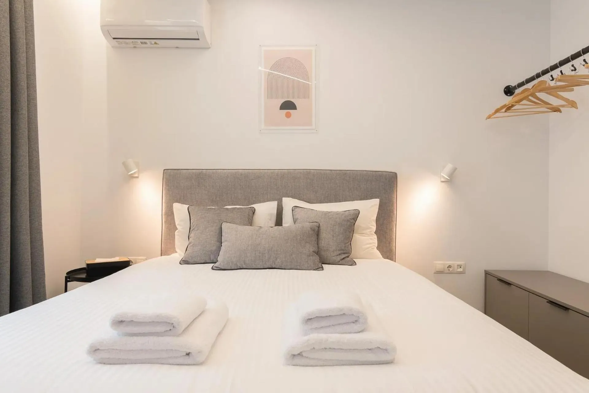 Bed in Athens Theatrou Apartments