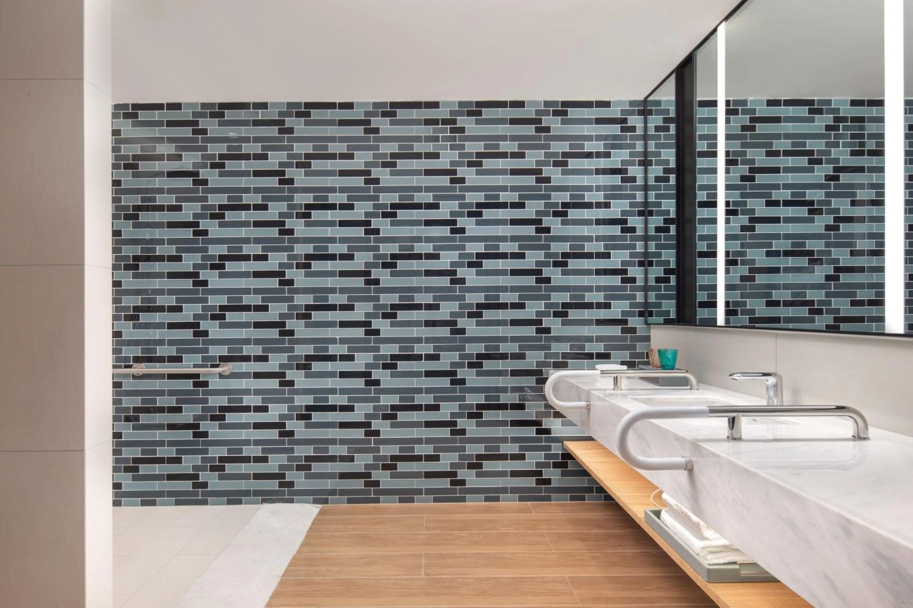 Bathroom in Fairfield by Marriott Bijie