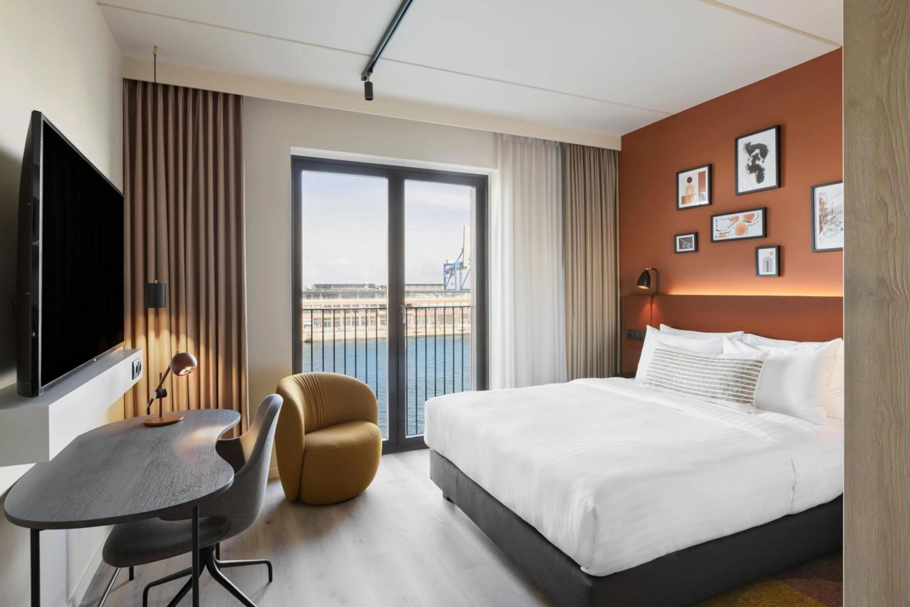 Photo of the whole room, Bed in Residence Inn by Marriott Copenhagen Nordhavn