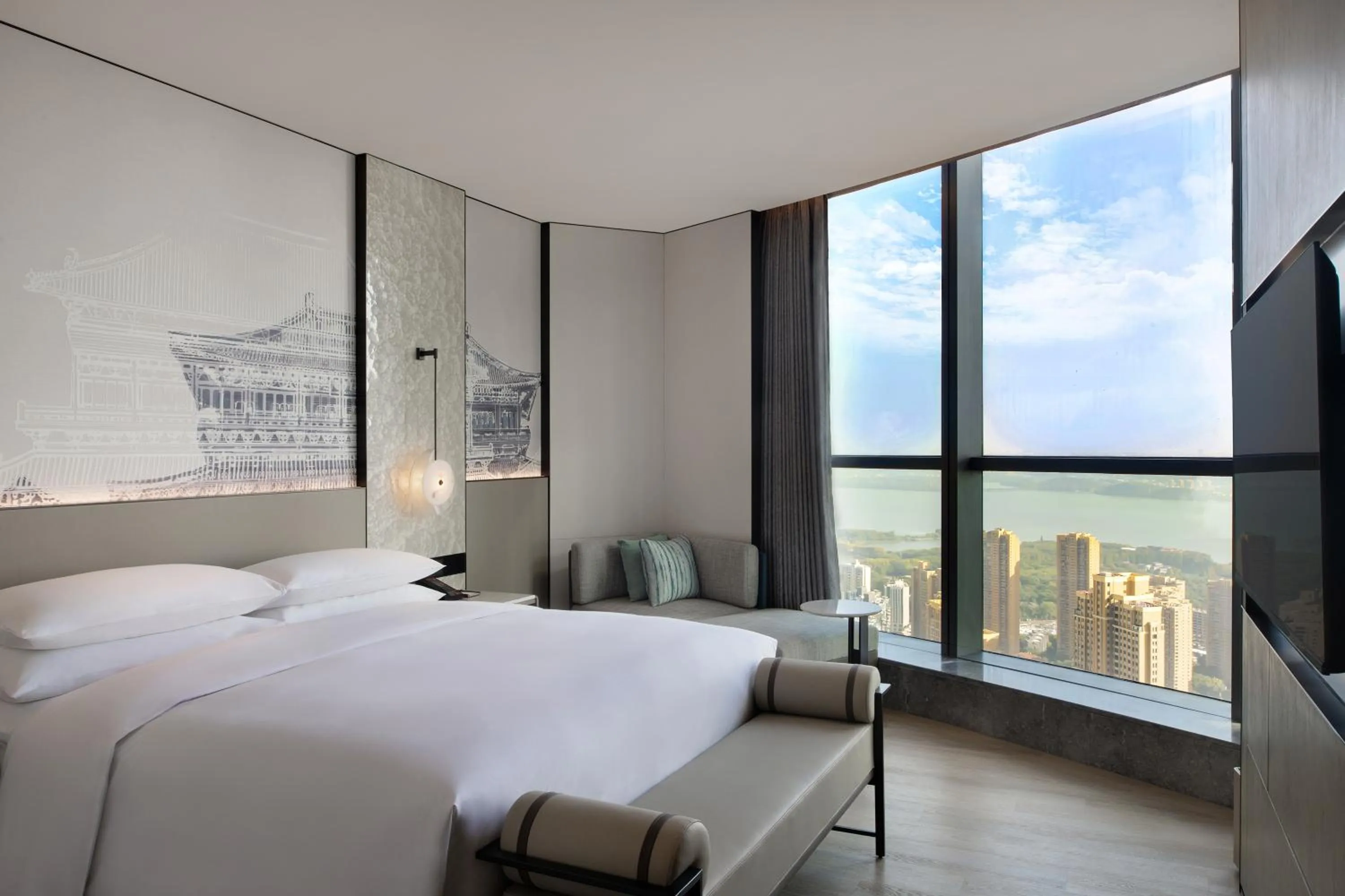 View (from property/room), Bed in Wuhan Marriott Hotel Wuchang