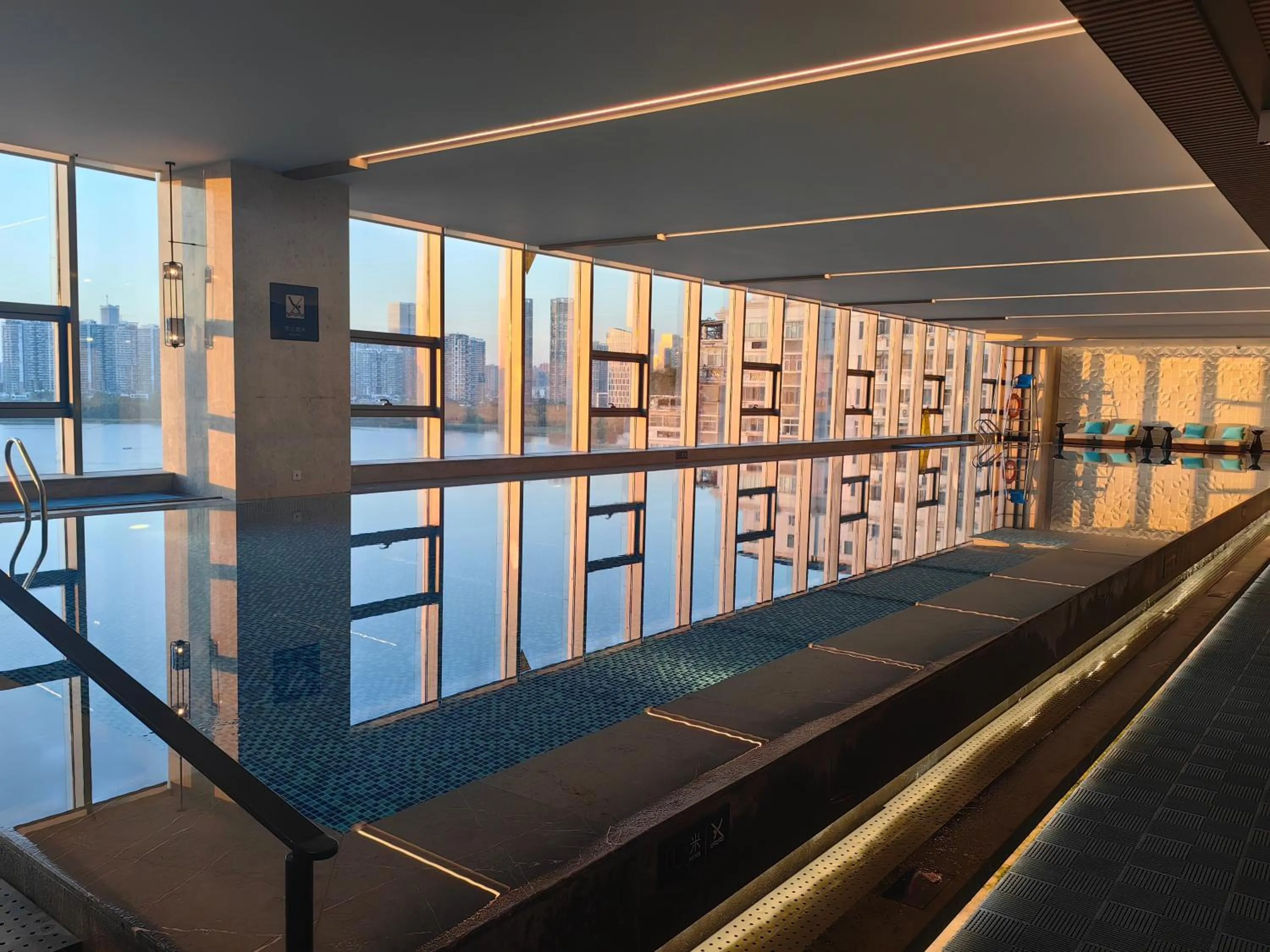 Swimming pool in Wuhan Marriott Hotel Wuchang