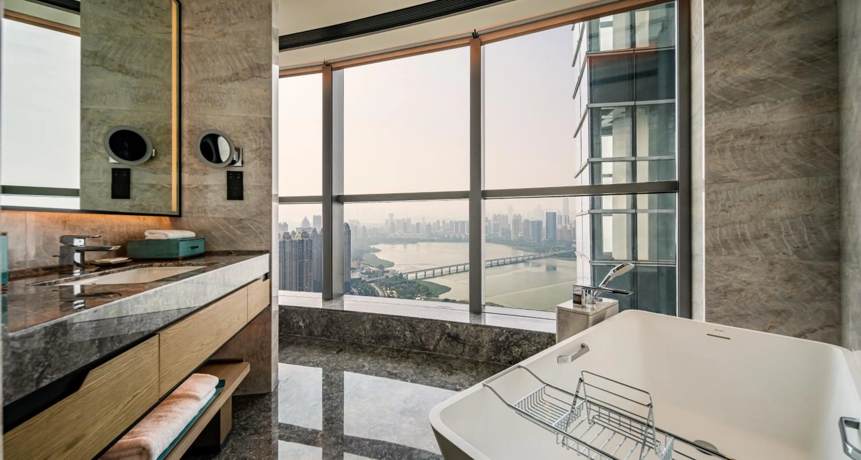 Toilet in Wuhan Marriott Hotel Wuchang