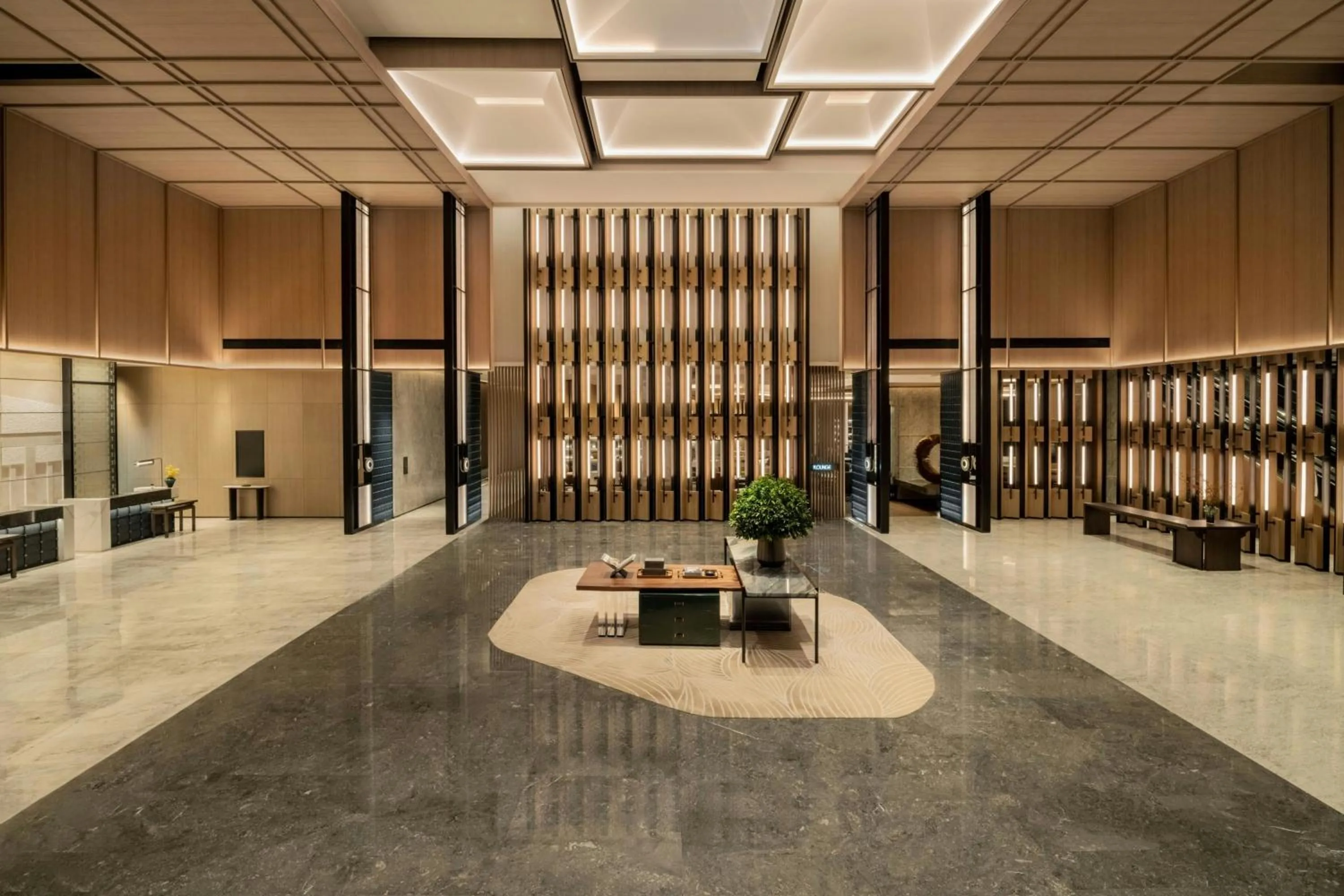 Lobby or reception in Wuhan Marriott Hotel Wuchang