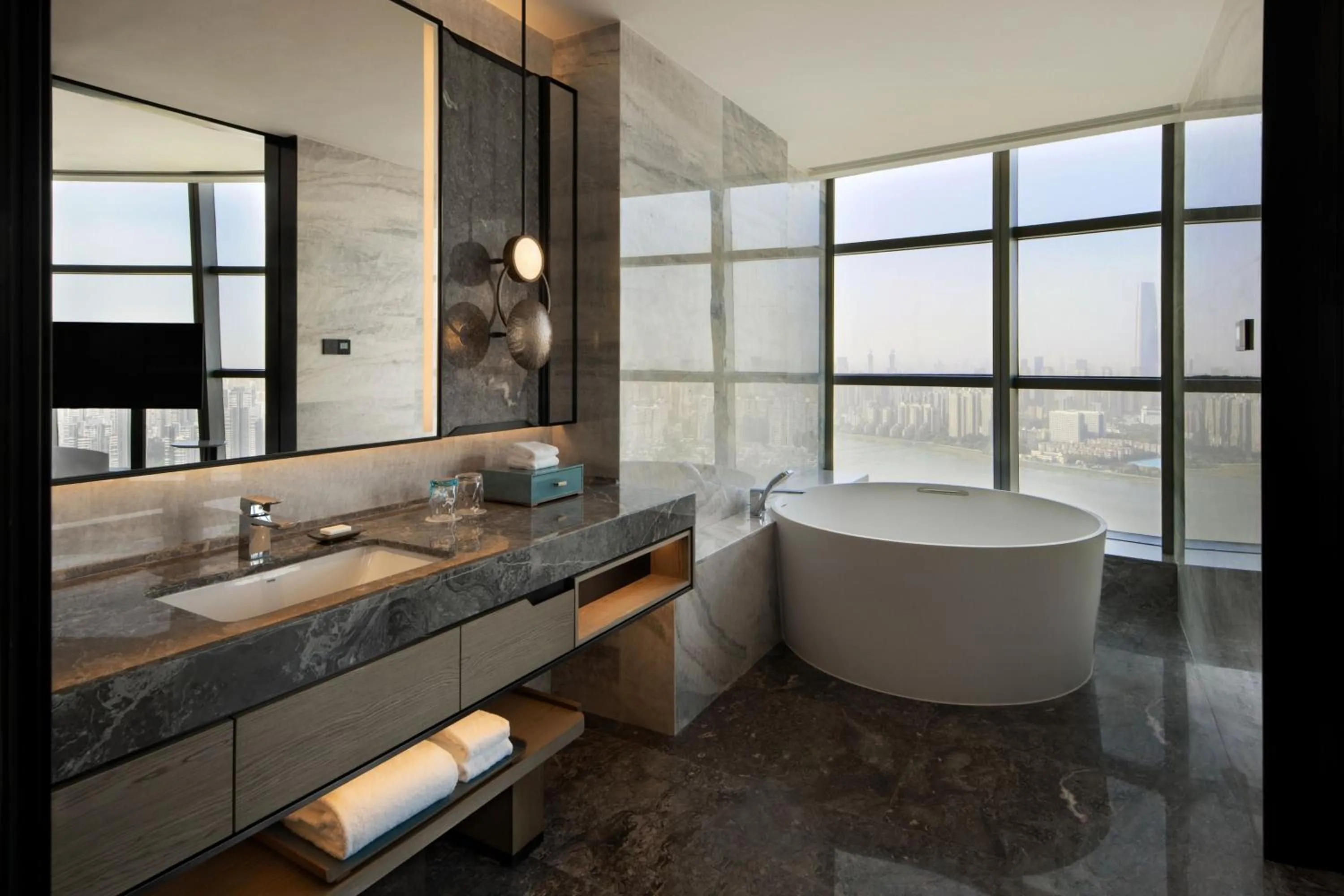 Photo of the whole room in Wuhan Marriott Hotel Wuchang