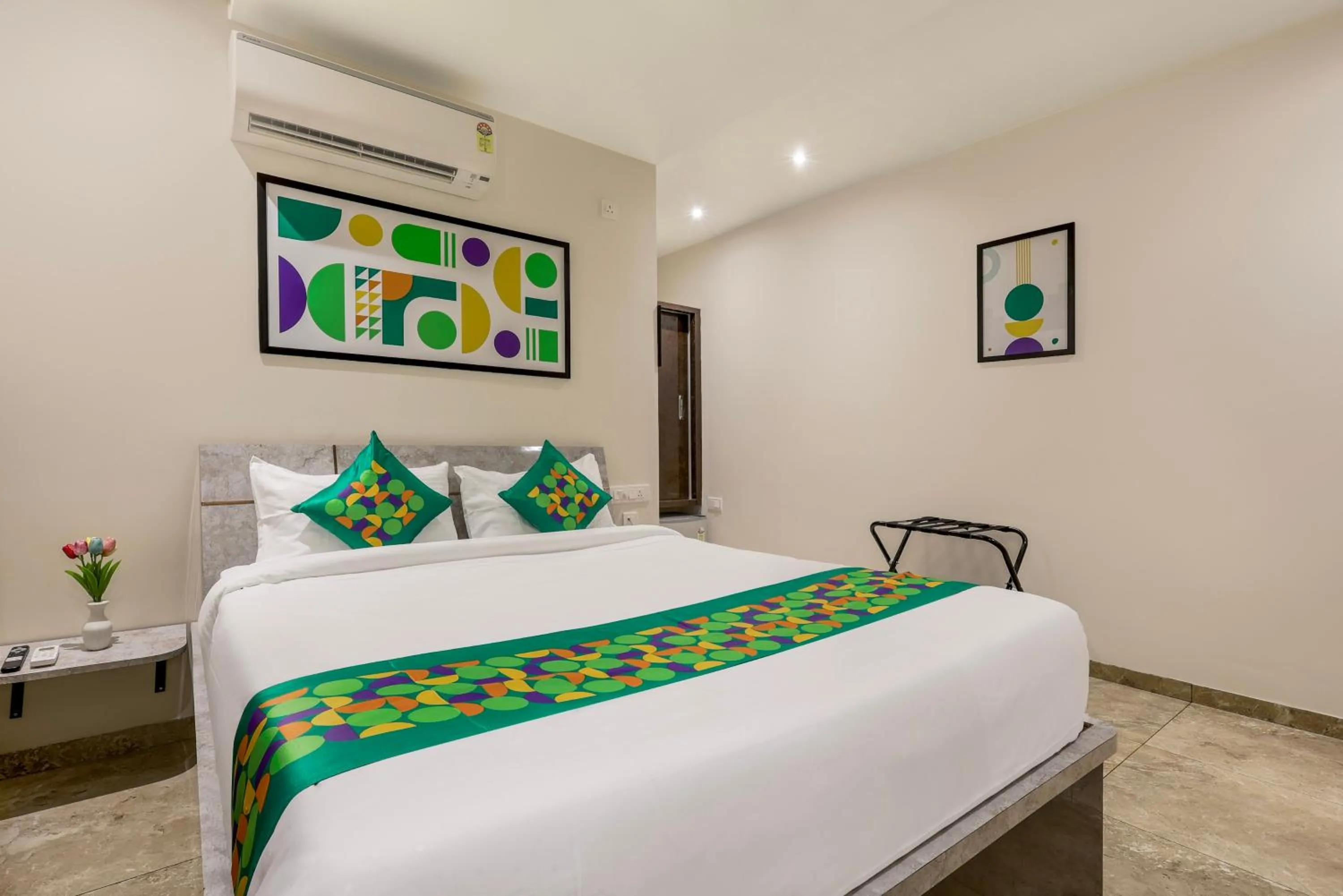 Bedroom, Bed in Treebo Iraa, 5 Minutes From Railway Station