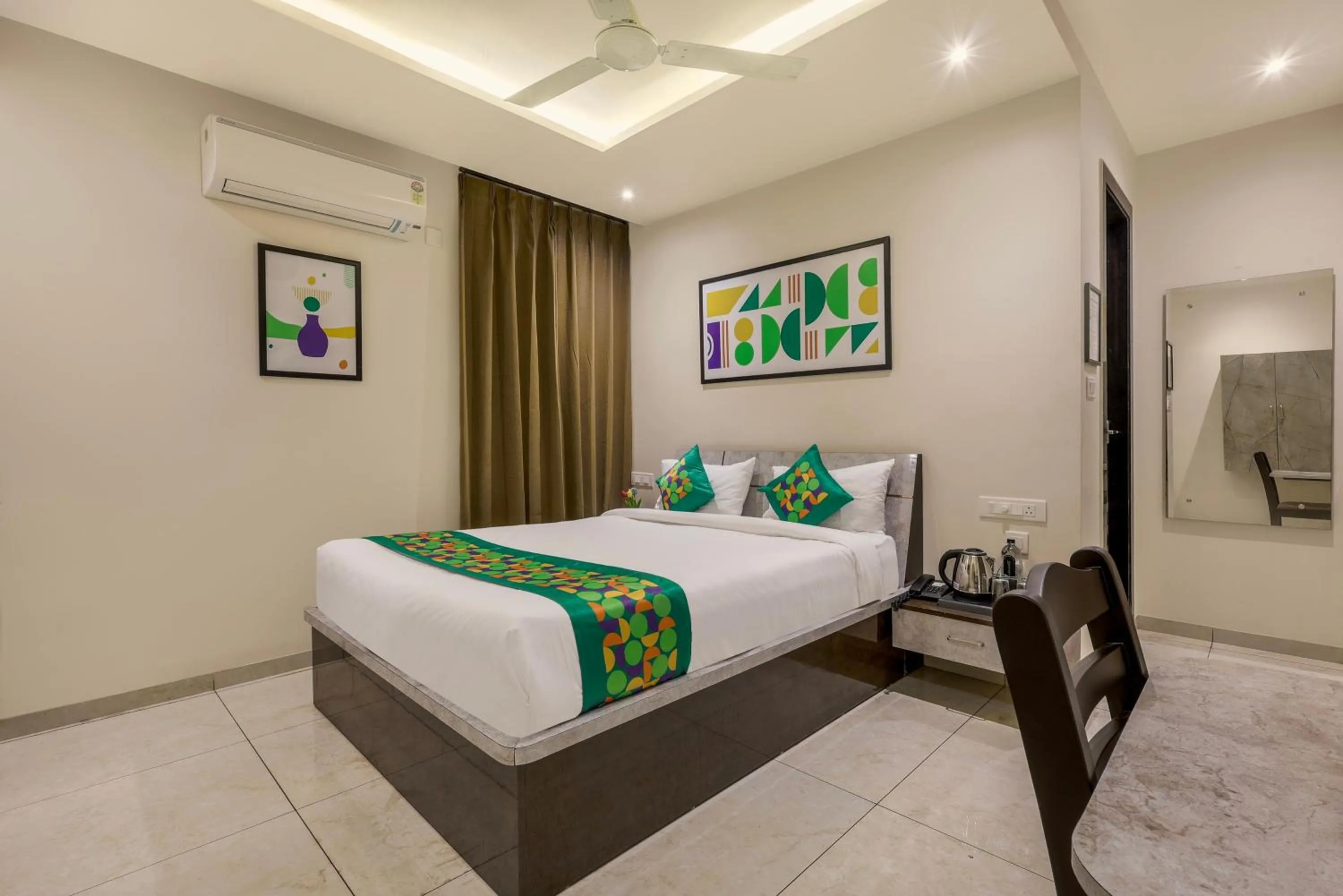 Bedroom, Bed in Treebo Iraa, 5 Minutes From Railway Station