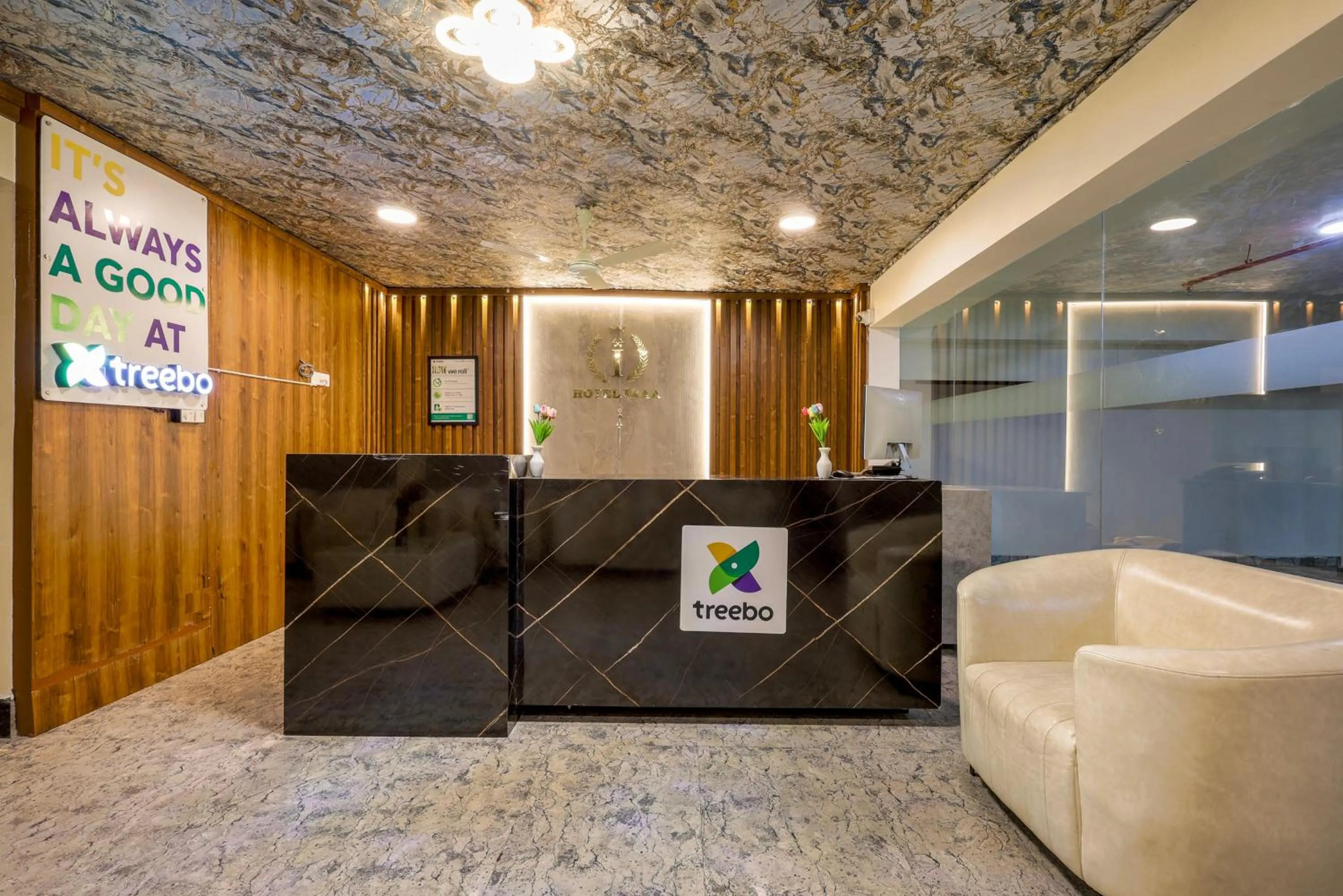 Lobby or reception in Treebo Iraa, 5 Minutes From Railway Station