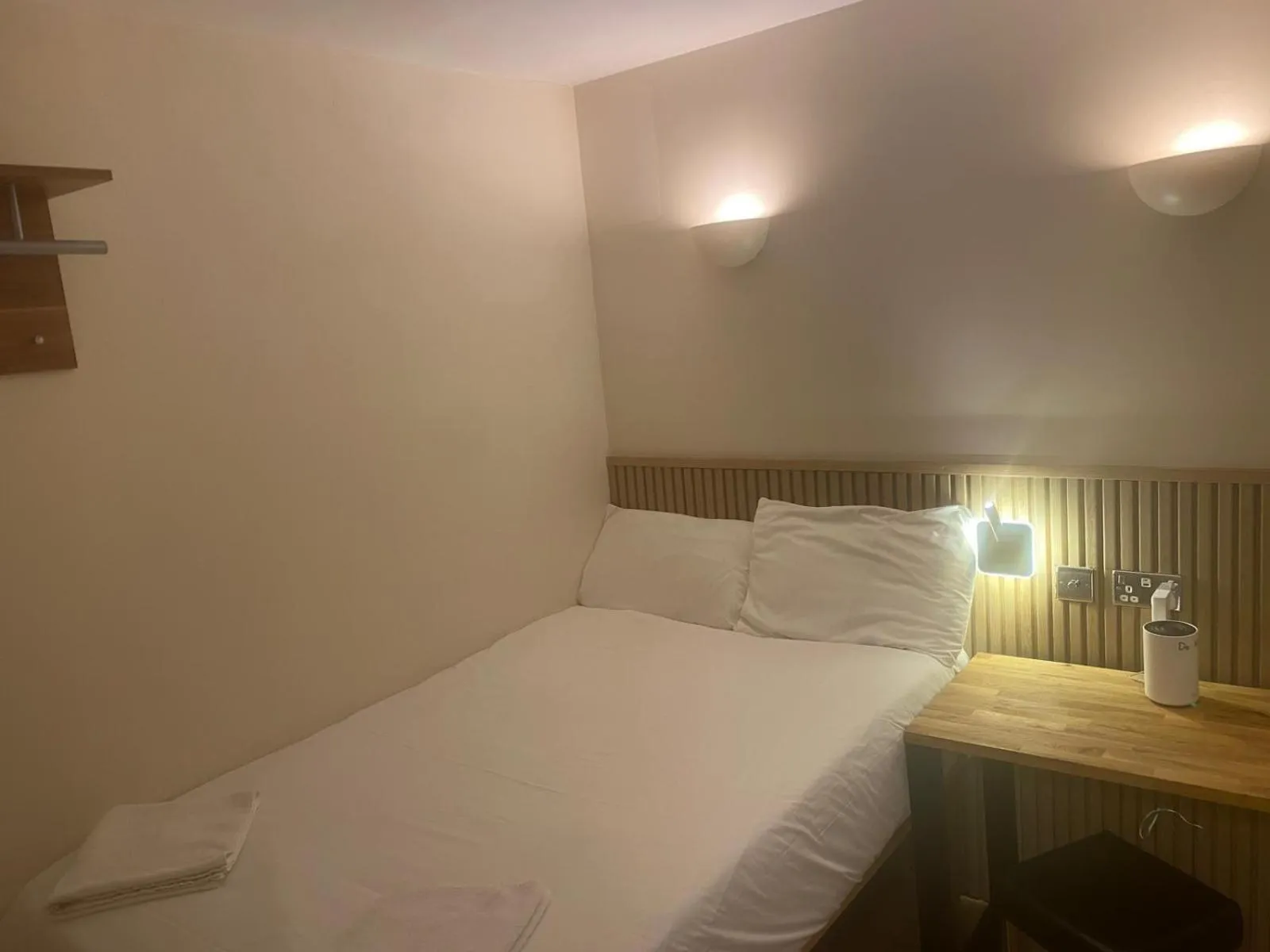 Bed in Exhibition Court Hotel 4