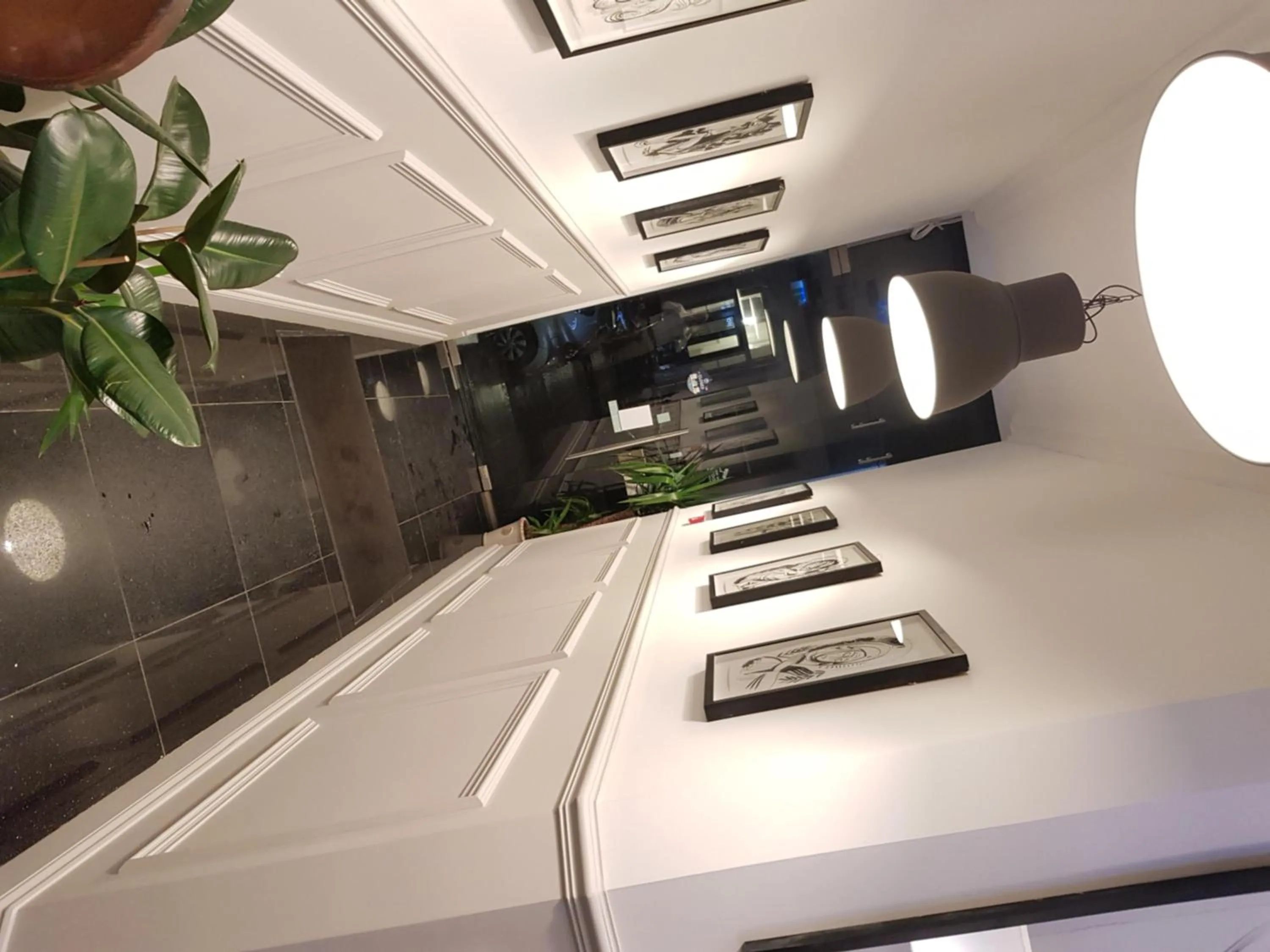 Lobby or reception in Exhibition Court Hotel 4