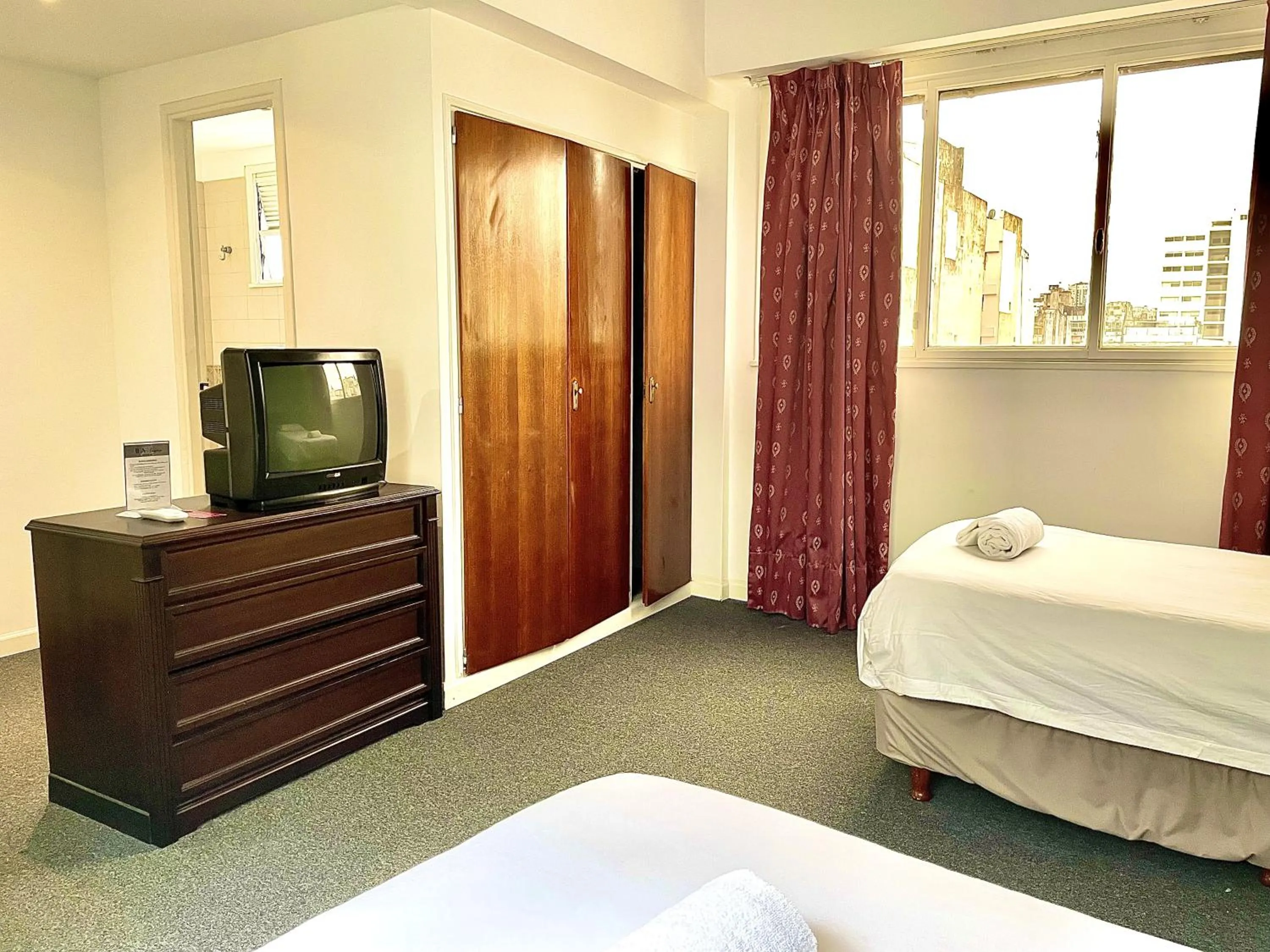 Photo of the whole room, Bed in Hotel BA Congreso