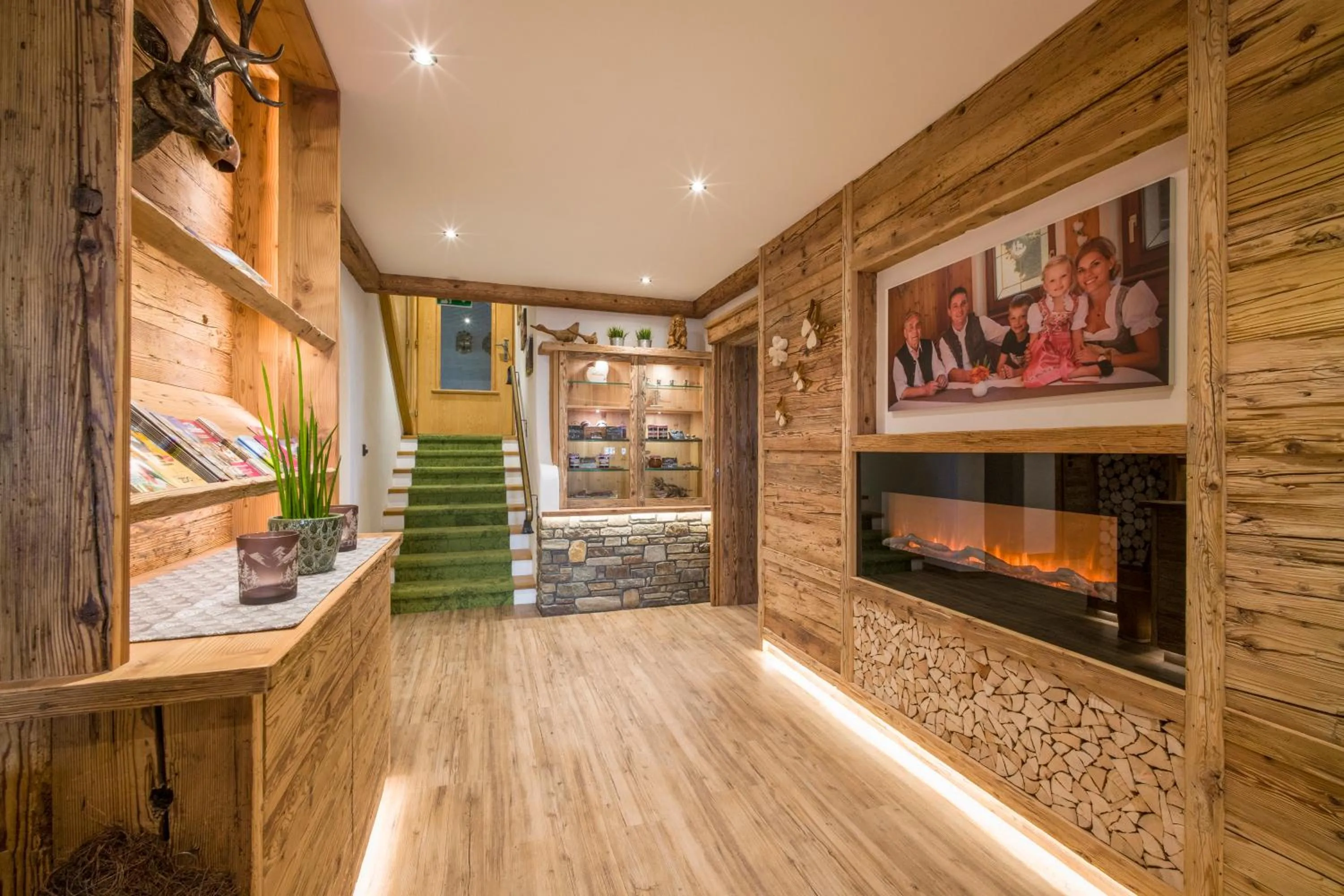 Lobby or reception in Hotel Pension Alpengruß