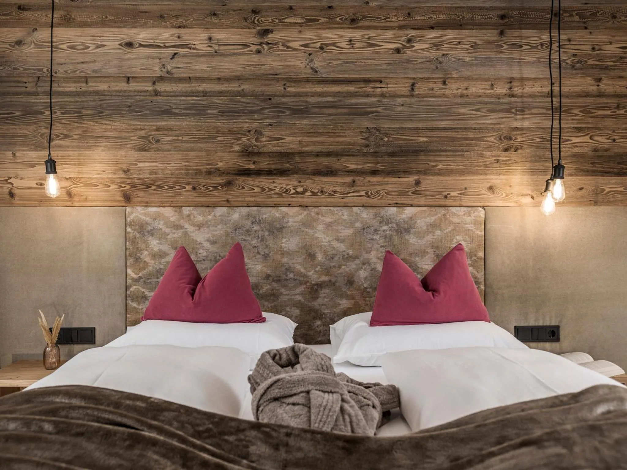 Photo of the whole room, Bed in Hotel Pension Alpengruß