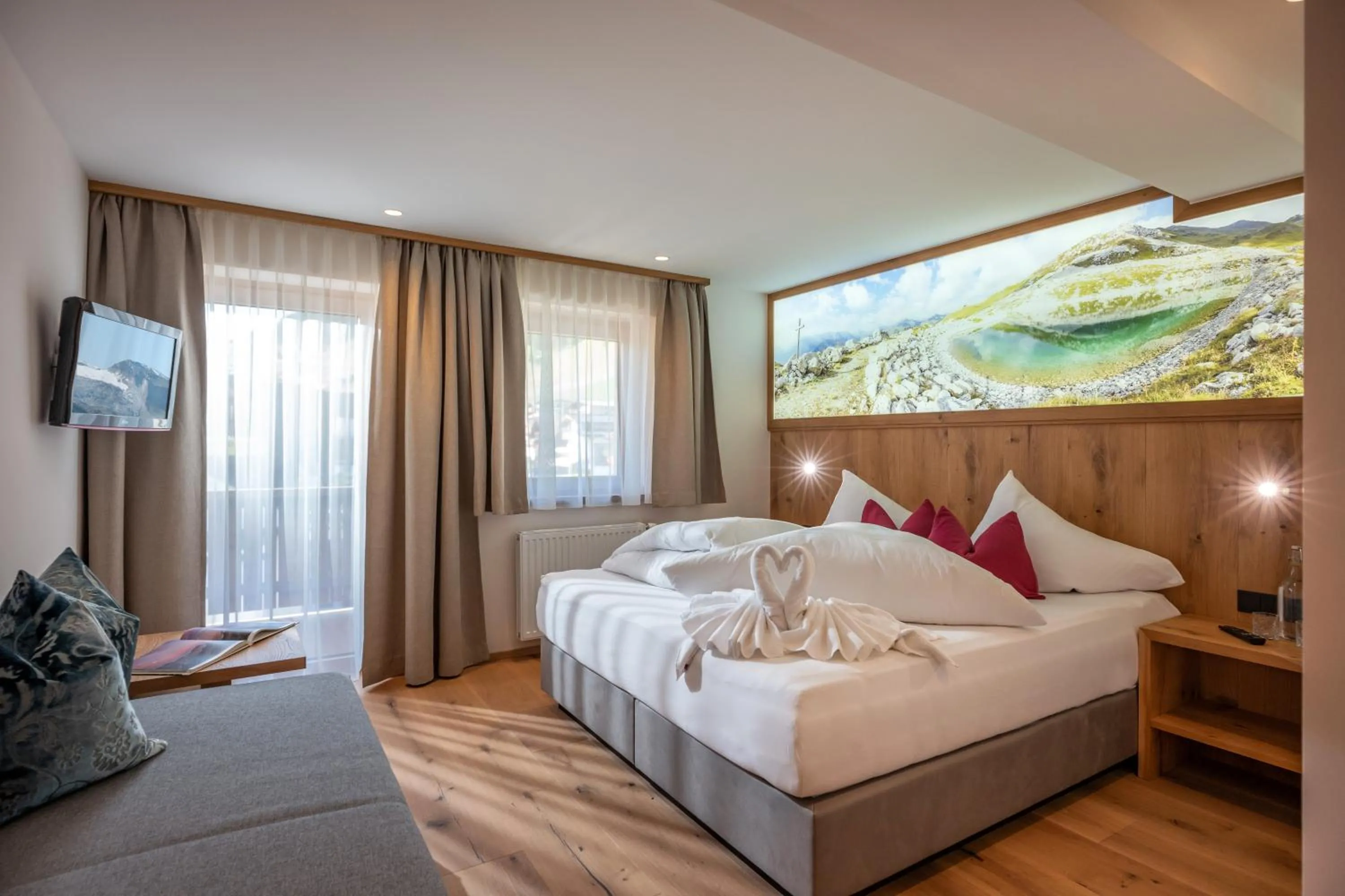 Photo of the whole room, Bed in Hotel Pension Alpengruß