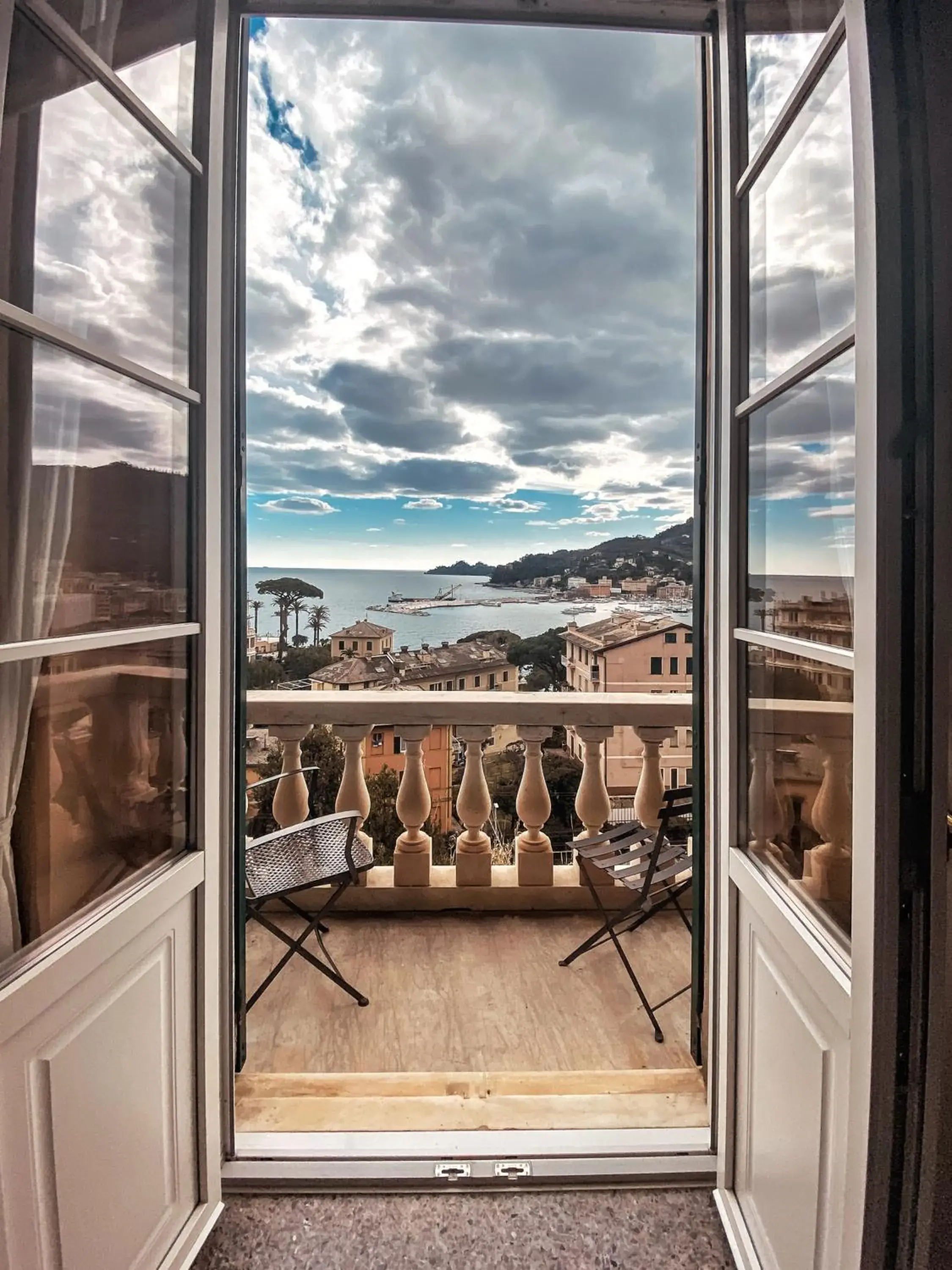 Deluxe Double Room with Balcony and Sea View in Villa Gelsomino Exclusive House Adult Only Deluxe Double Room with Balcony and Sea View in Villa Gelsomino Exclusive House Adult Only