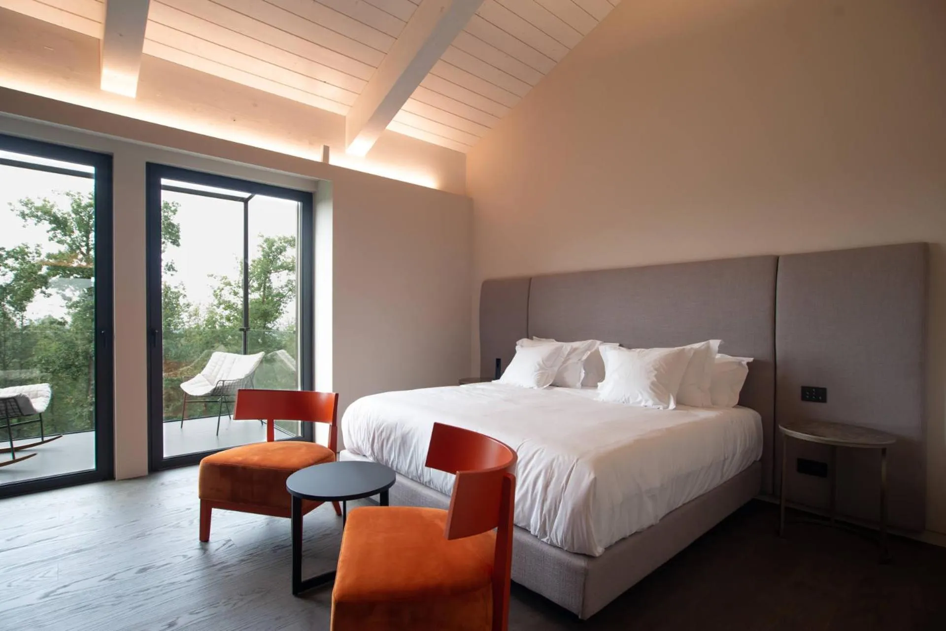 Bed in Le Cattedrali Relais by Laqua Collection